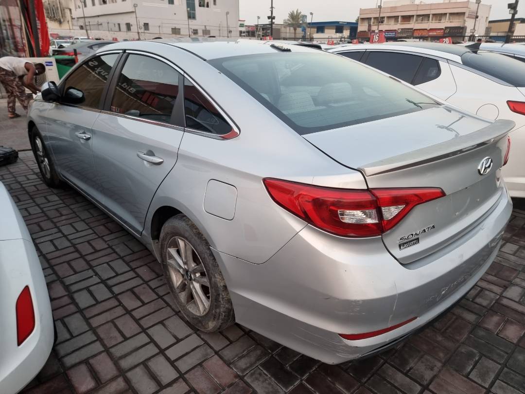 2015 HYUNDAI SONATA — 165798 Miles — Lot 214587 — Ind. 12 - Marhaba Auctions Used Cars - Image 5