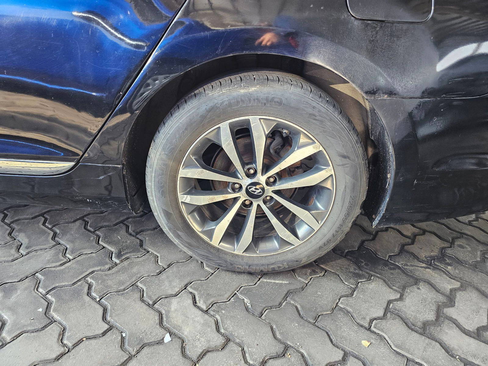 HYUNDAI GRANDEUR 2011 - Marhaba Auction Used Cars - Image 10