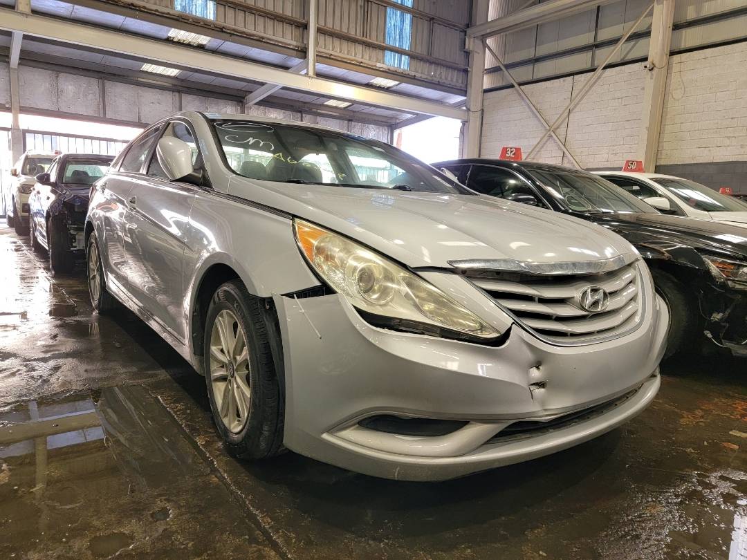 2012 HYUNDAI SONATA — 162664 Miles — Lot 38417 — Main - Marhaba Auctions Used Cars - Image 5