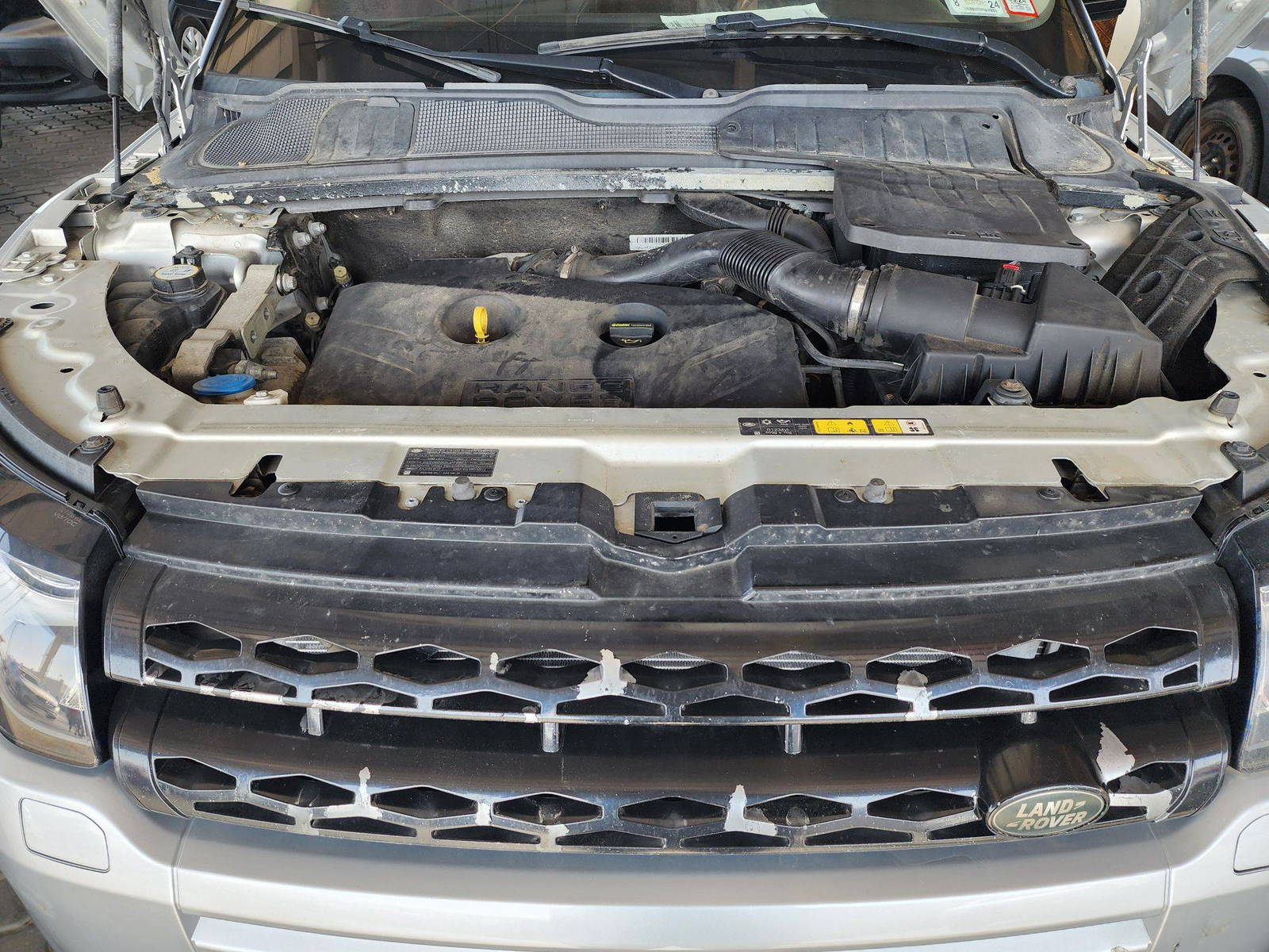 2014 LAND ROVER RANGE ROVER EVOQUE — 125729 Miles — Lot EH860232 — Souq - Marhaba Auctions Used Cars - Image 12