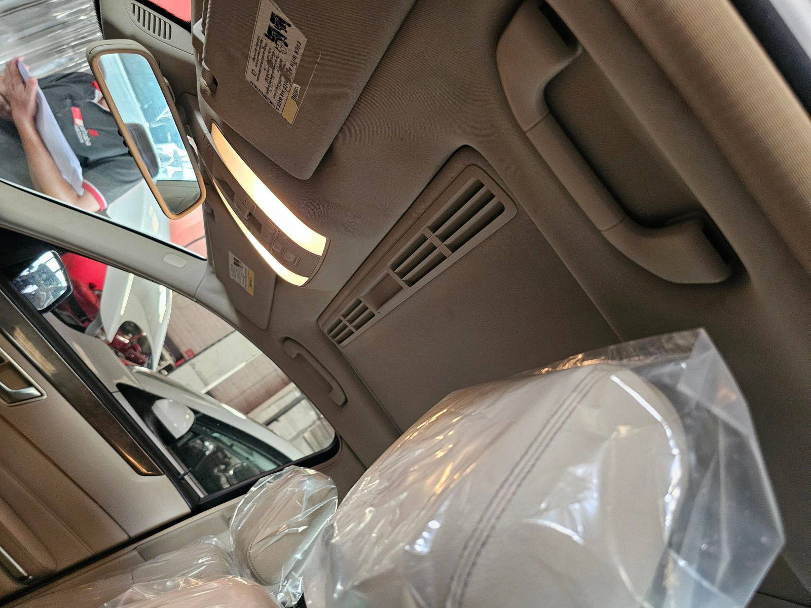 2015 MERCEDES BENZ E 350 — 145933 Miles — Lot B123501 — Main - Marhaba Auctions Used Cars - Image 9