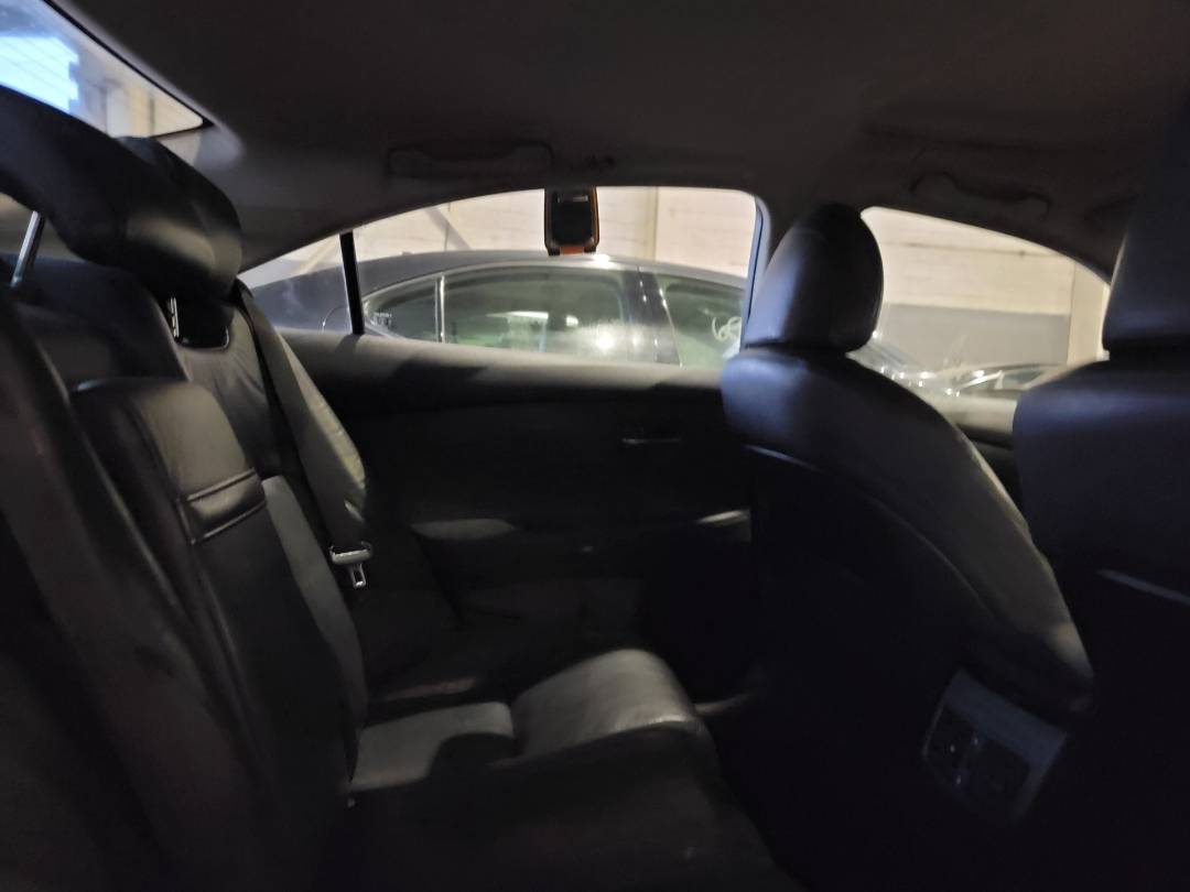 2011 LEXUS ES 350 — 126899 Miles — Lot 2461900 — Main - Marhaba Auctions Used Cars - Image 7