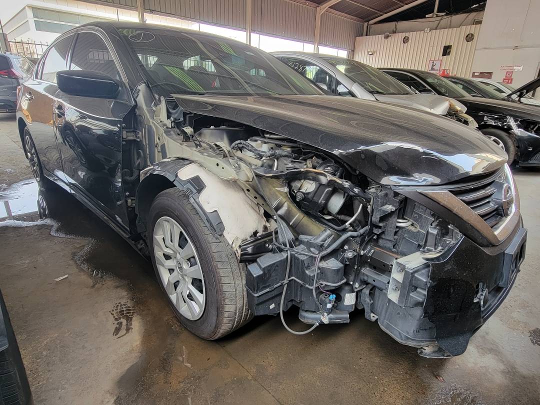 2017 NISSAN ALTIMA — 156909 Miles — Lot 53071994 — Main - Marhaba Auctions Used Cars - Image 4