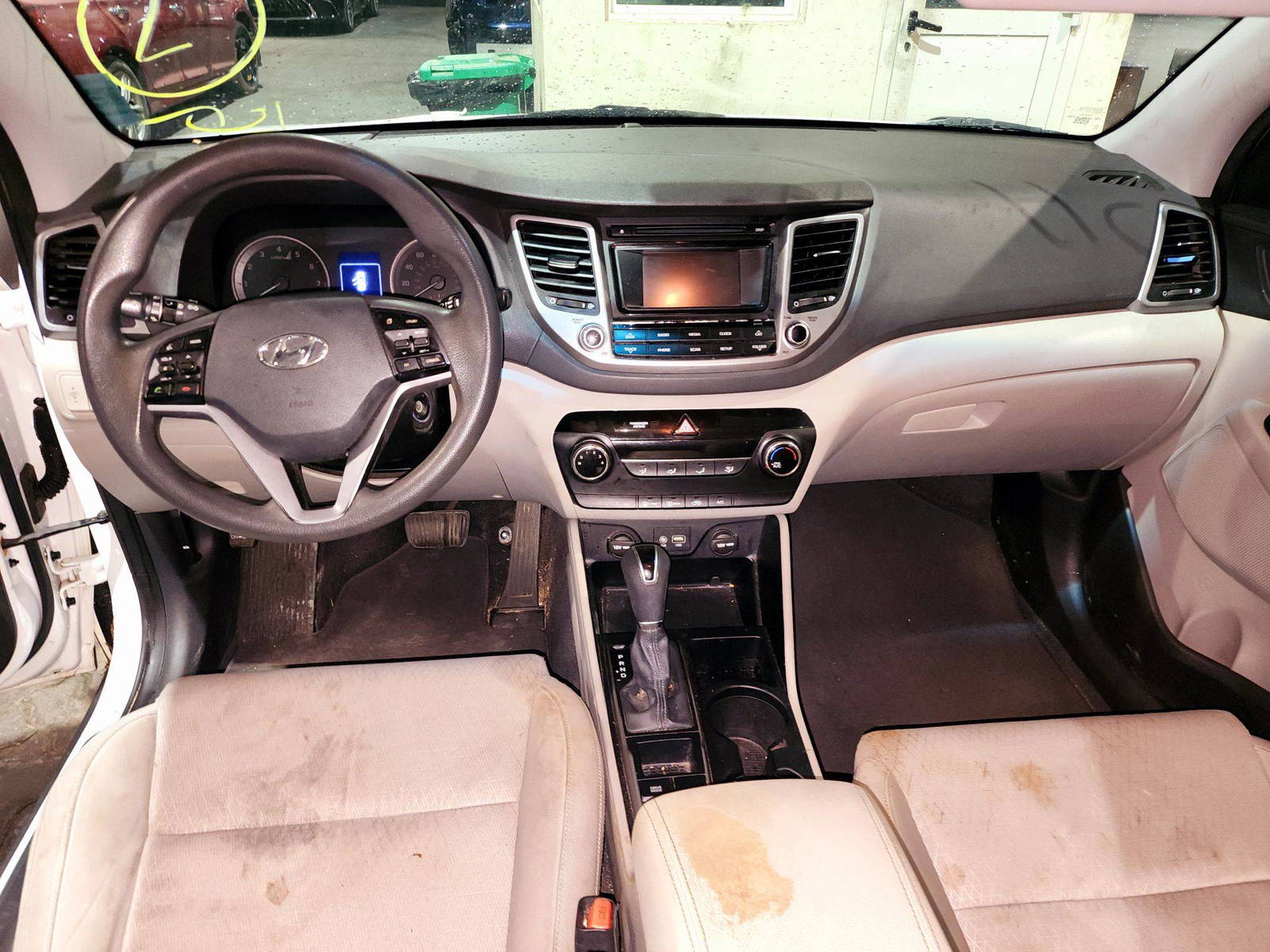 2016 HYUNDAI TUCSON — 146406 Miles — Lot 79010274 — Souq - Marhaba Auctions Used Cars - Image 7