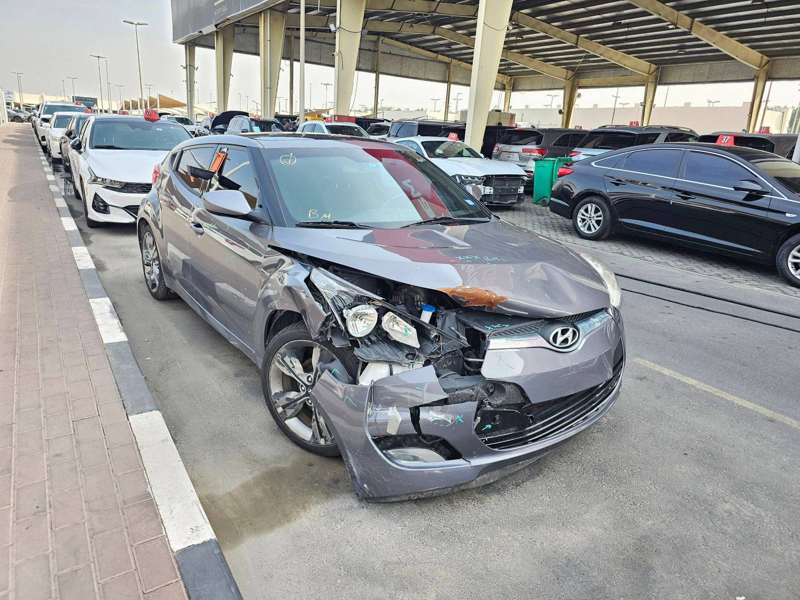 2017 HYUNDAI VELOSTER — 94098 Miles — Lot AD0HU314403 — Souq - Marhaba Auctions Used Cars - Image 6