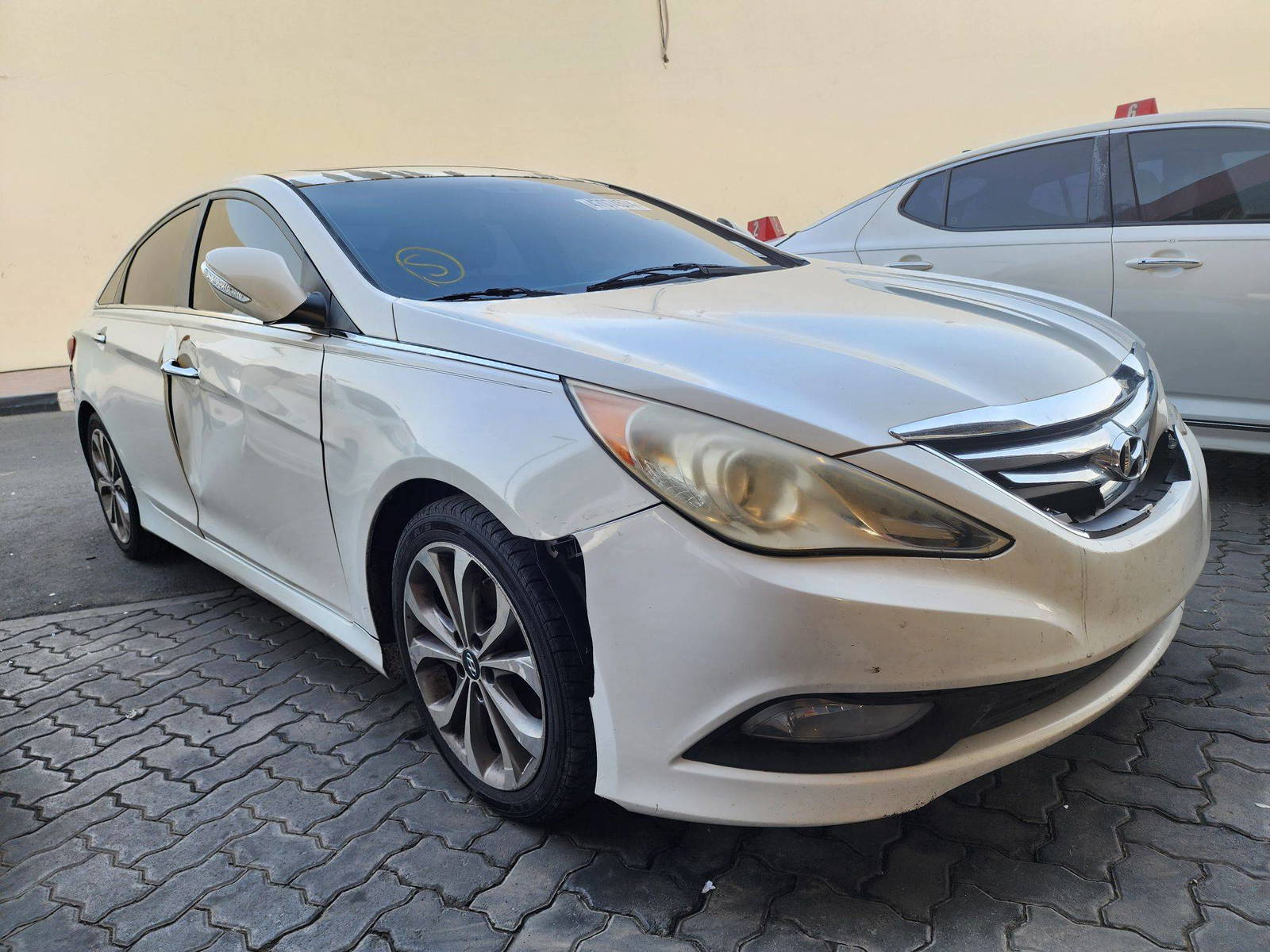 2014 HYUNDAI SONATA — 252539 Miles — Lot 47074574 — Souq - Marhaba Auctions Used Cars - Image 7