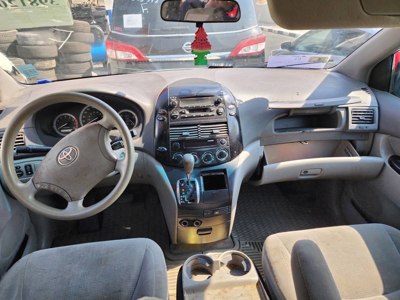 2005 TOYOTA SIENNA — 185281 Miles — Lot 39812020 — Souq - Marhaba Auctions Used Cars - Image 7