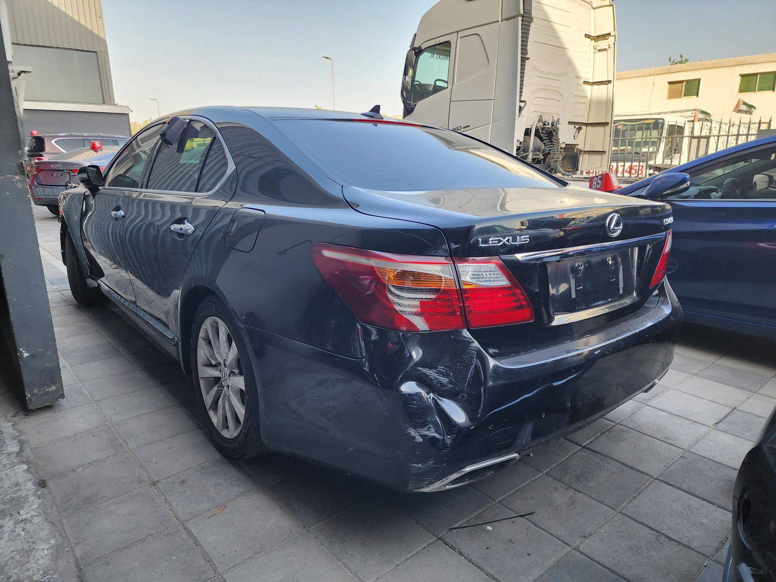 LEXUS LS 460 2010 - Marhaba Auction Used Cars - Image 6