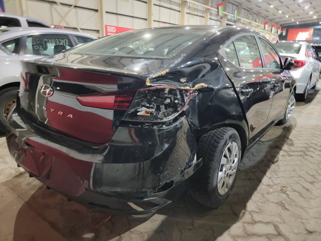 2020 HYUNDAI ELANTRA — 58298 KM — Lot LU991412 — Main - Marhaba Auctions Used Cars - Image 4