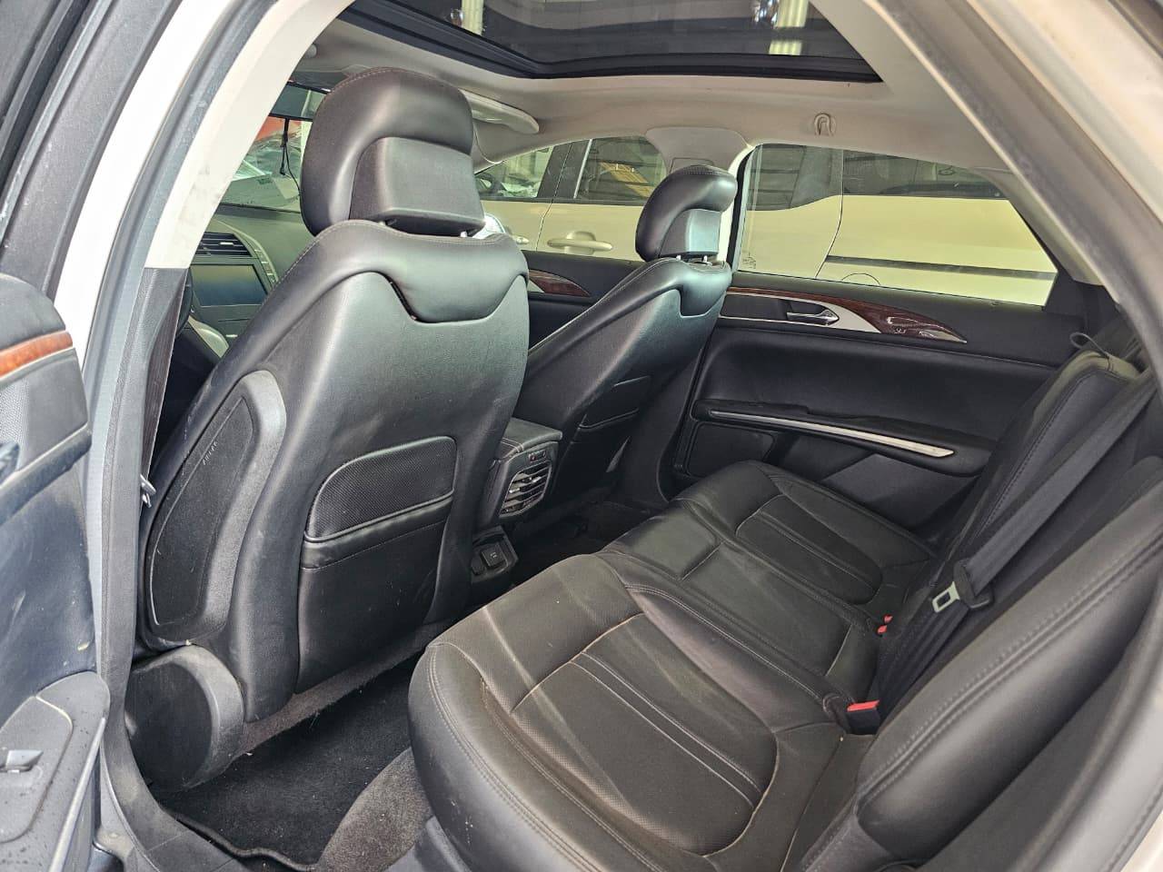 2015 LINCOLN MKZ — 254117 KM — Lot 8FR611474 — Main - Marhaba Auctions Used Cars - Image 6