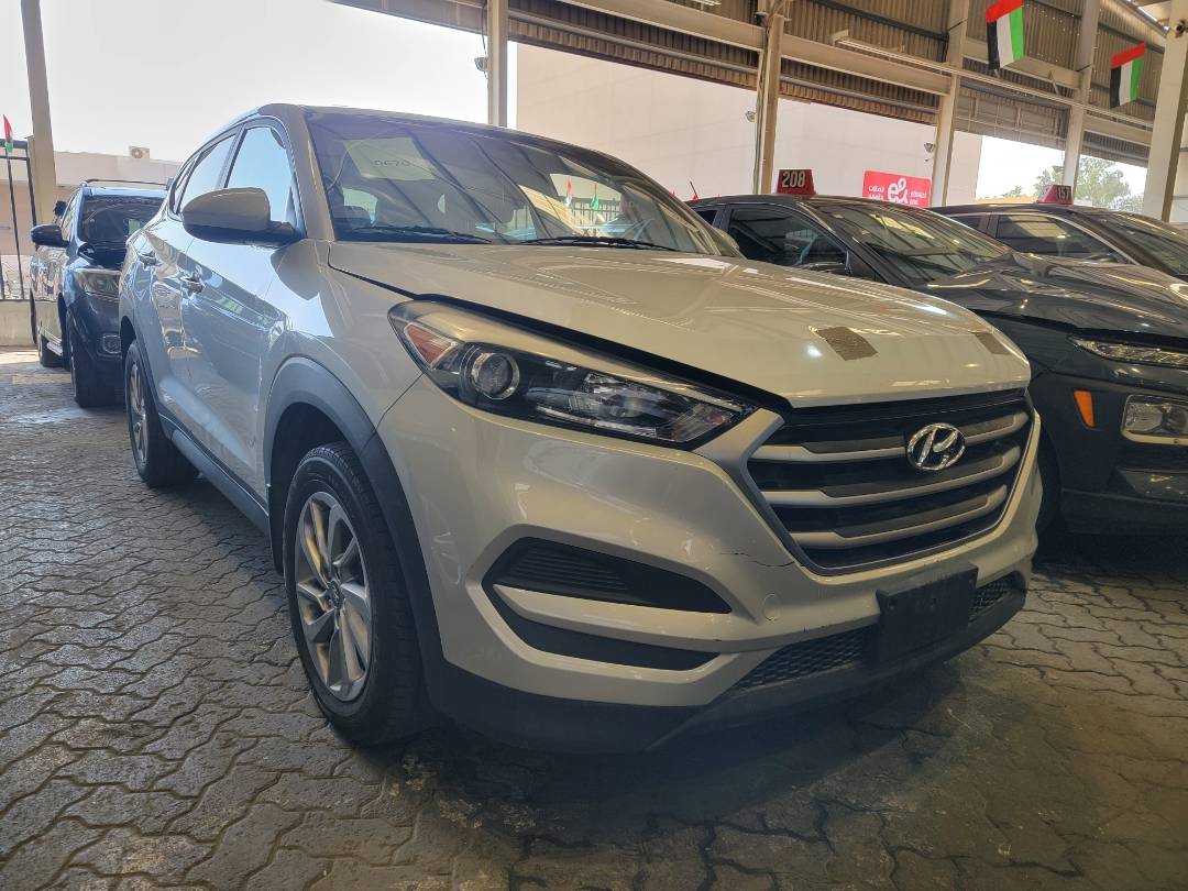 2017 HYUNDAI TUCSON — 166104 Miles — Lot 580005 — Main - Marhaba Auctions Used Cars - Image 4