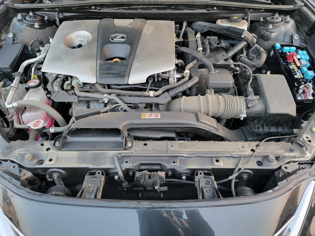 2021 LEXUS ES 300H — 92338 Miles — Lot 013095 — Main - Marhaba Auctions Used Cars - Image 12