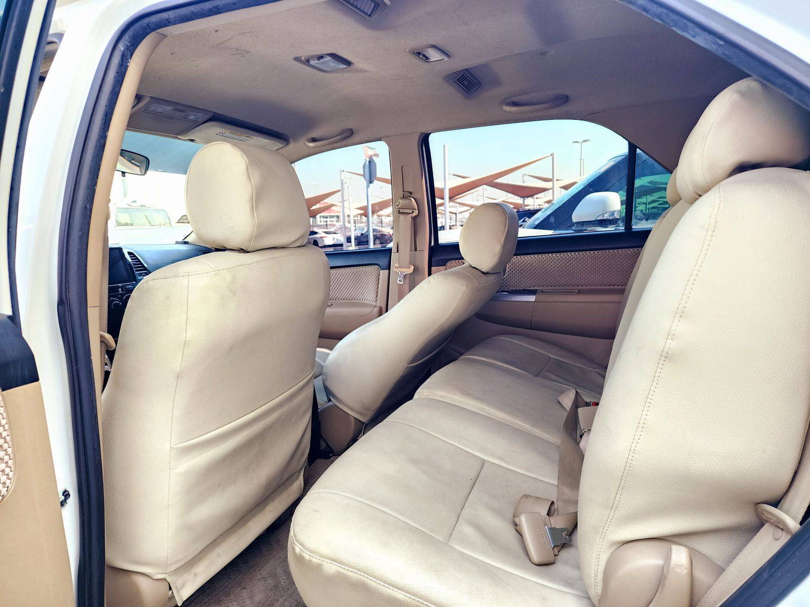2015 TOYOTA FORTUNER — 109677 KM — Lot 3F8063992 — Souq - Marhaba Auctions Used Cars - Image 6