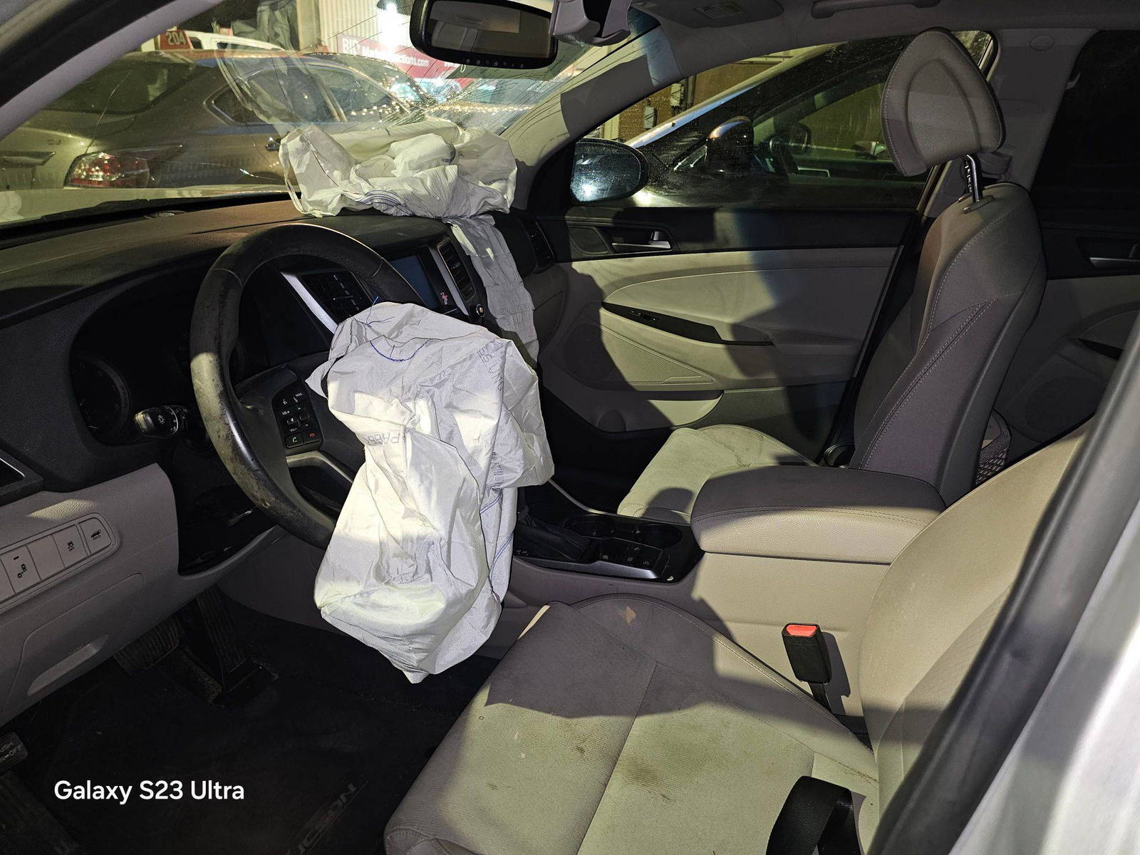 HYUNDAI TUCSON 2018 - Marhaba Auction Used Cars - Image 8