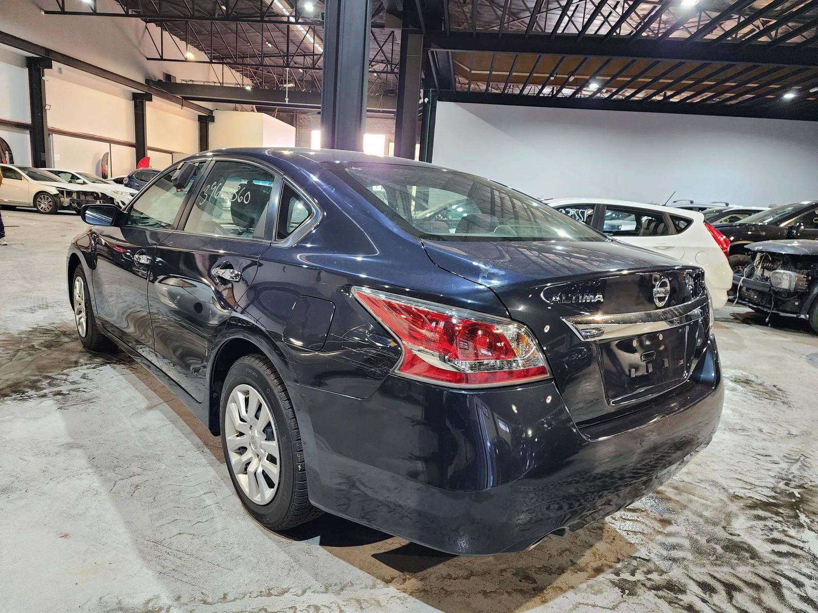 2015 NISSAN ALTIMA — 214061 Miles — Lot 39604360 — Al Quoz - Marhaba Auctions Used Cars - Image 4