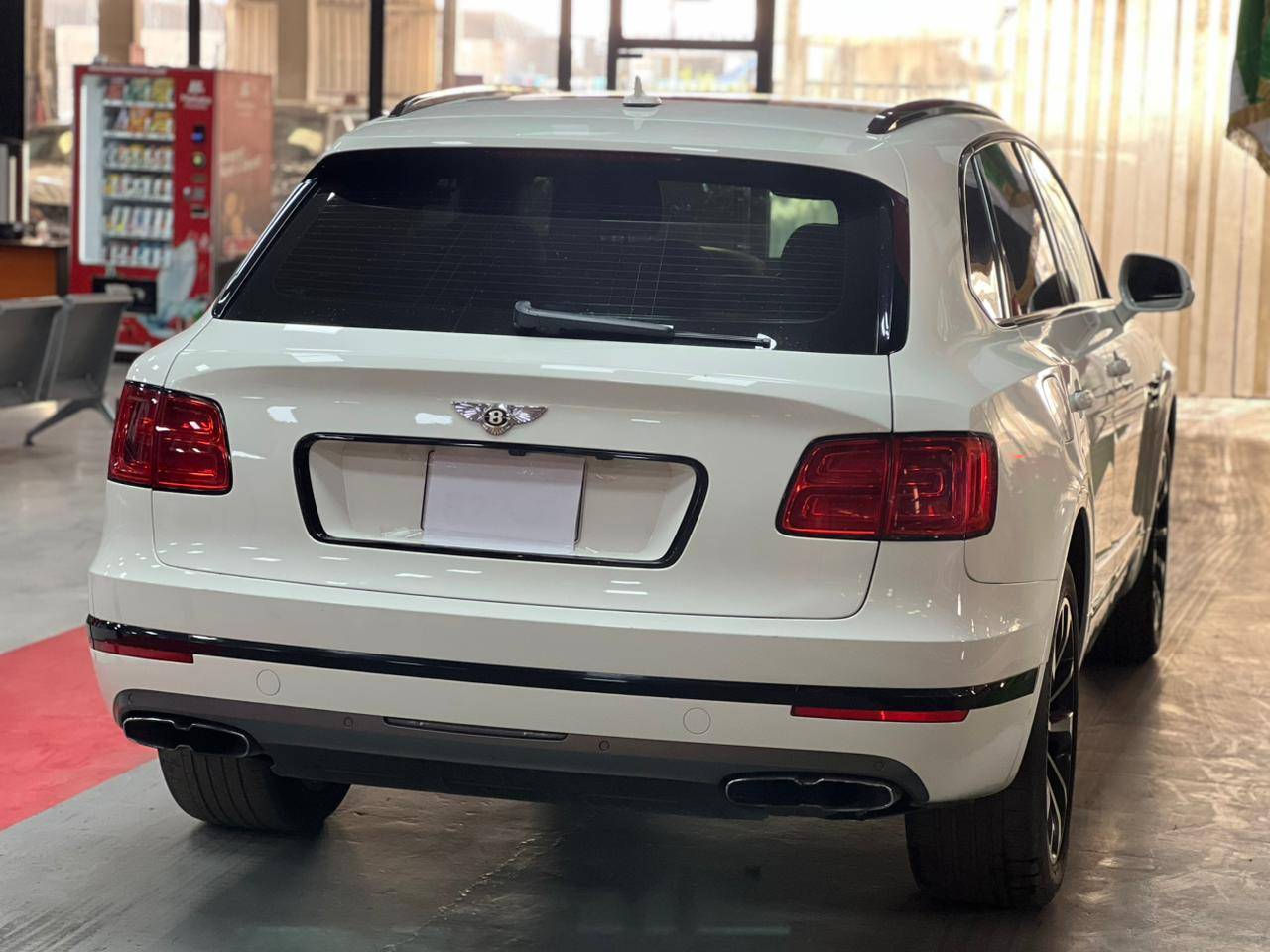 BENTLEY BENTAYGA 2019 - Marhaba Auction Used Cars - Image 6