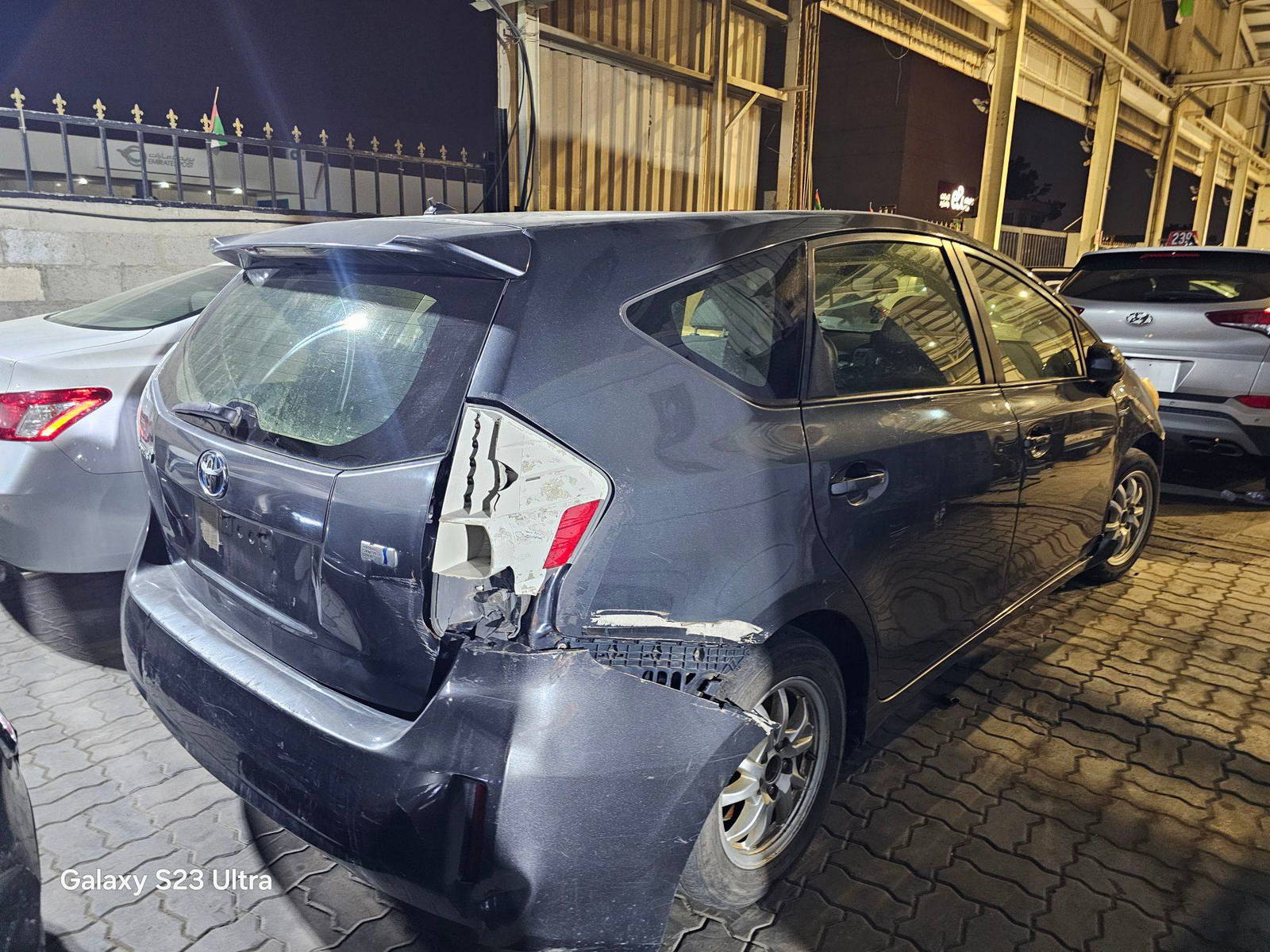2013 TOYOTA PRIUS — 187914 Miles — Lot 3235484 — Main - Marhaba Auctions Used Cars - Image 5