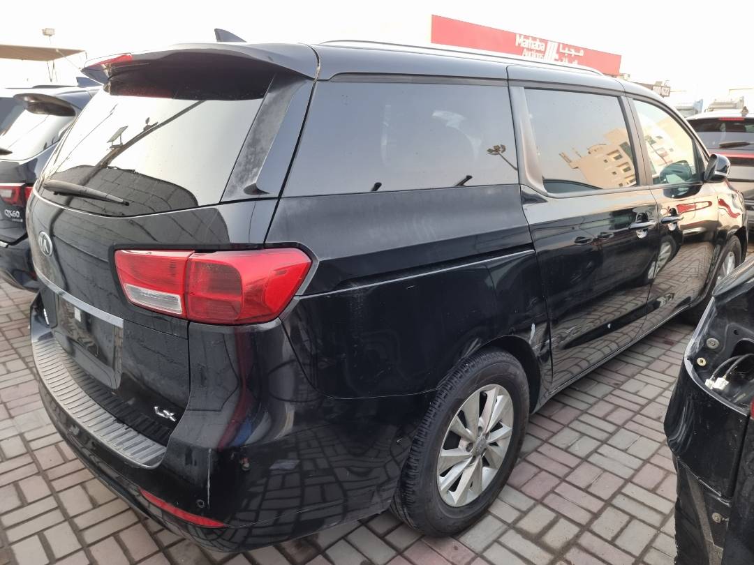 2016 KIA SEDONA — 131599 Miles — Lot 2105487/ — Ind. 12 - Marhaba Auctions Used Cars - Image 4