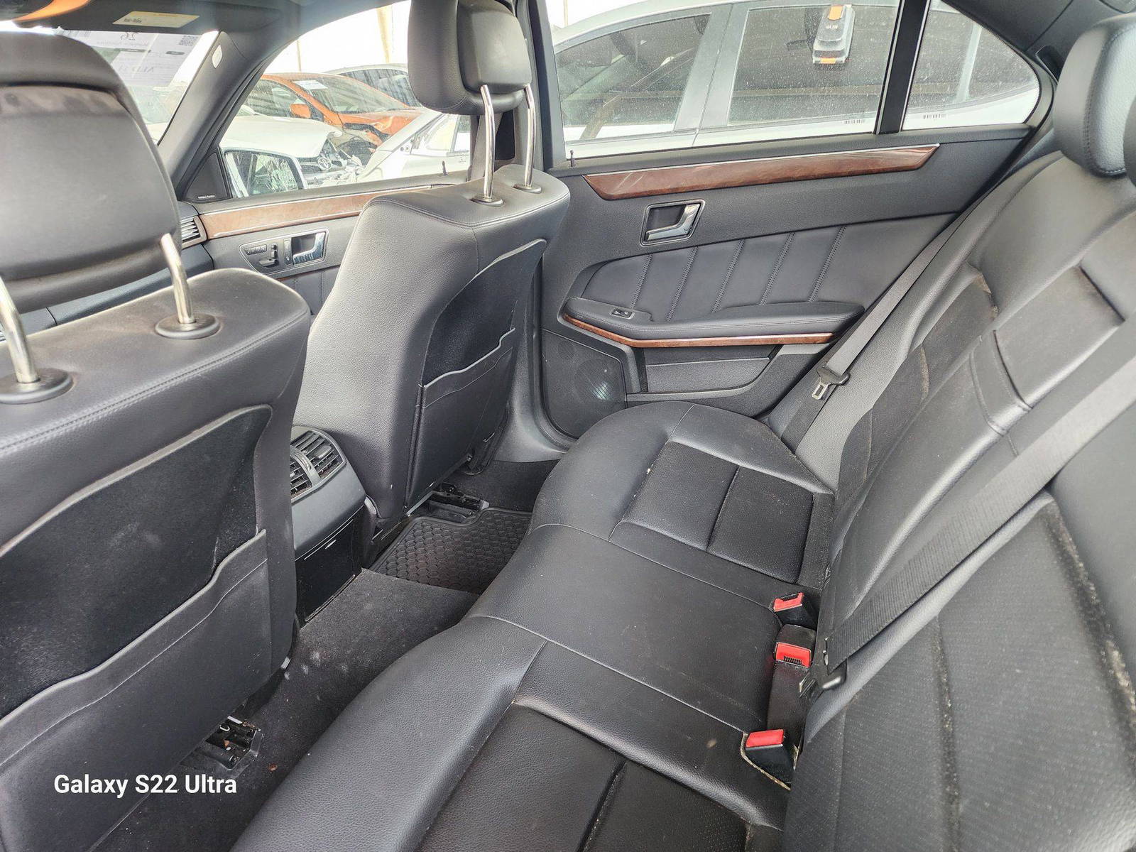 2011 MERCEDES BENZ E 350 — 153146 Miles — Lot 37922492 - Marhaba Auctions Used Cars - Image 5