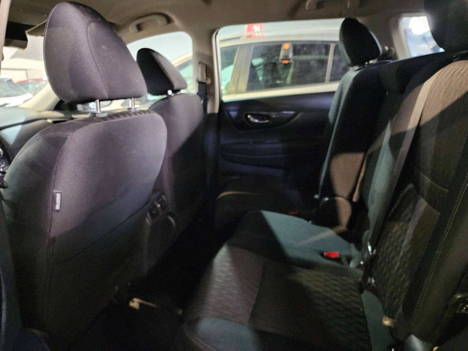 2019 NISSAN ROGUE — 121264 Miles — Lot 701105 — Main - Marhaba Auctions Used Cars - Image 7