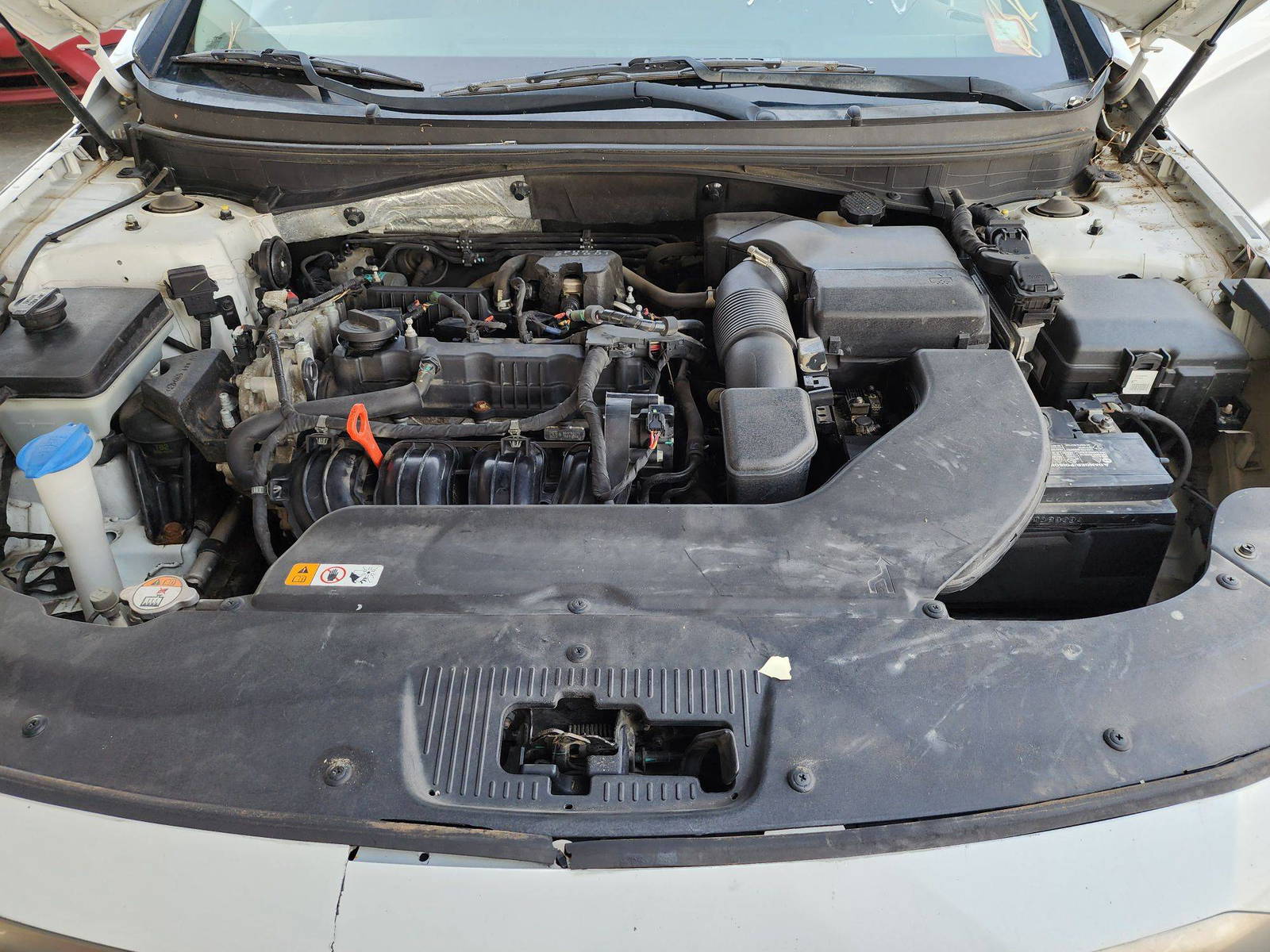 2015 HYUNDAI SONATA — 154947 Miles — Lot 39520339 — Souq - Marhaba Auctions Used Cars - Image 11
