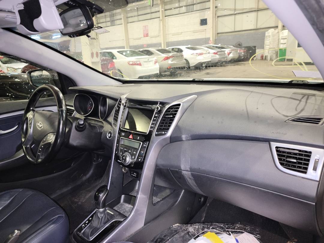2014 HYUNDAI ELANTRA — 140295 Miles — Lot 67708383 - Marhaba Auctions Used Cars - Image 8
