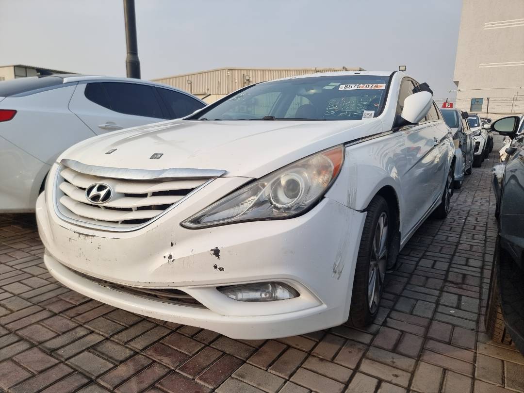 2013 HYUNDAI SONATA — 133379 Miles — Lot 767021 — Ind. 12 - Marhaba Auctions Used Cars - Image 3