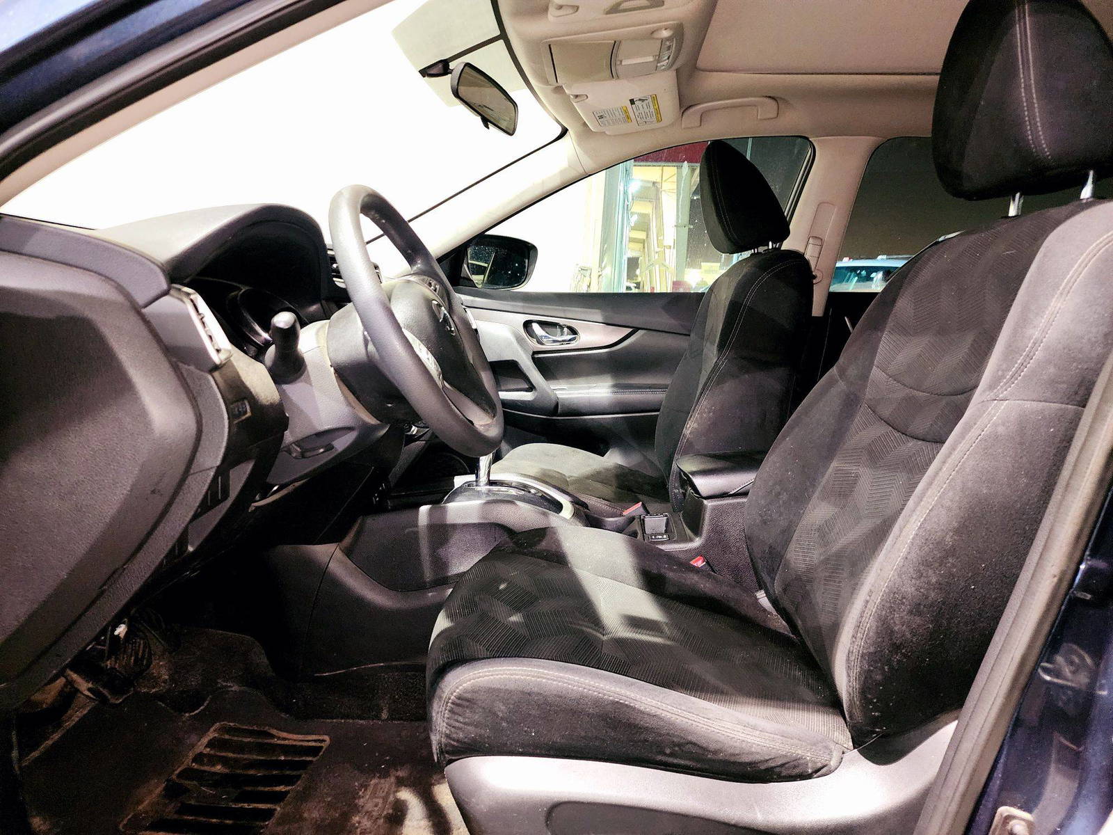2014 NISSAN ROGUE — 206940 KM — Lot 83399624 — Souq - Marhaba Auctions Used Cars - Image 9