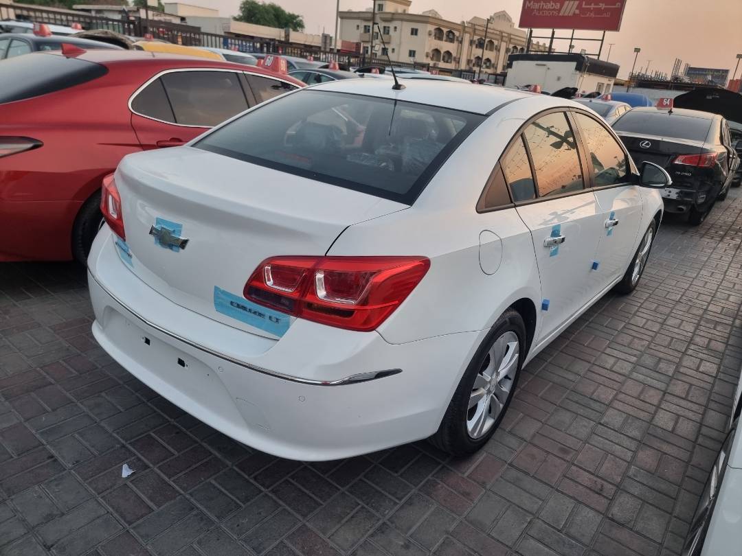 CHEVROLET CRUZE LT 2017 - Marhaba Auction Used Cars - Image 6