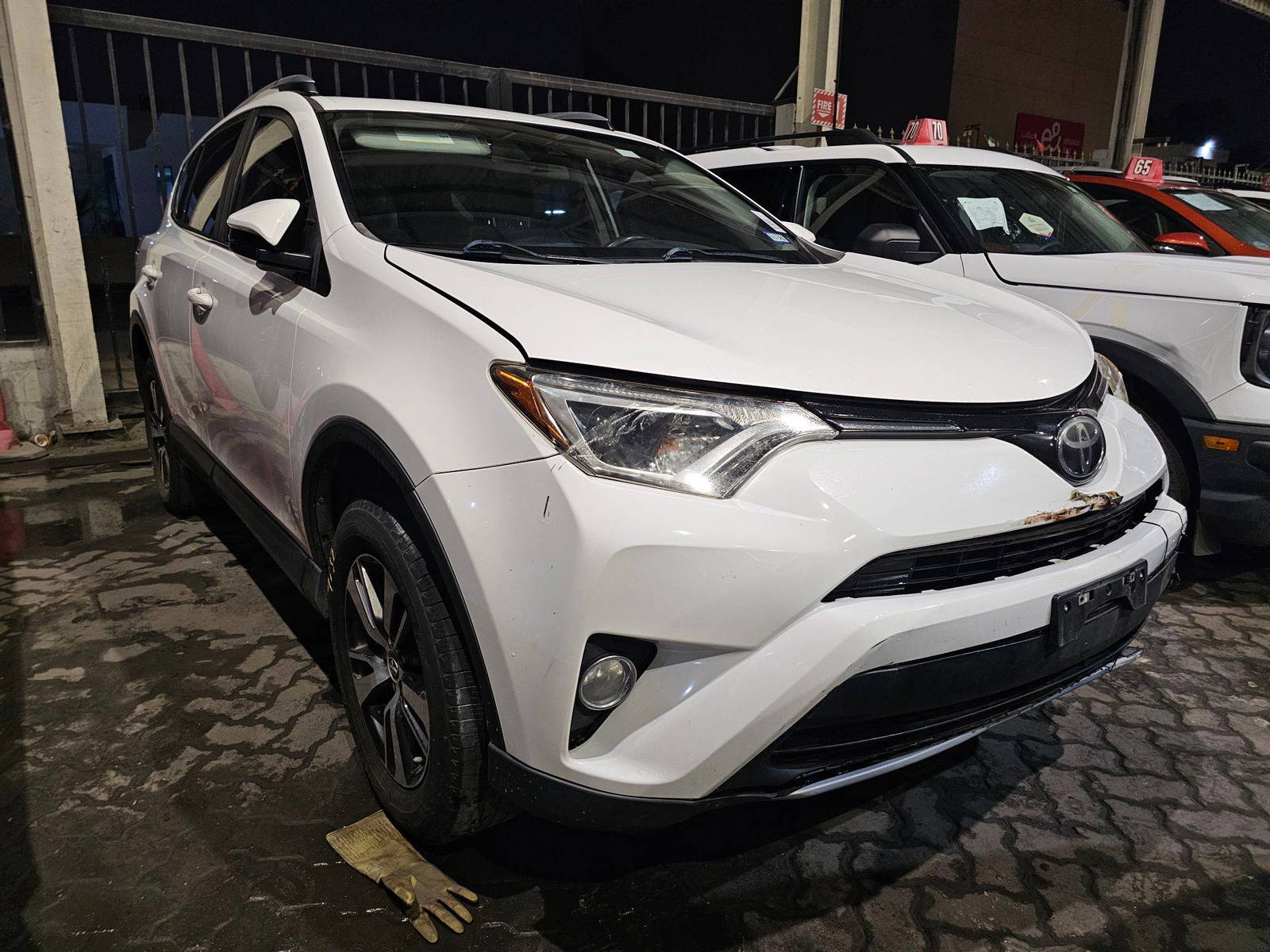 2018 TOYOTA RAV4 — 93795 Miles — Lot 82770785 — Main - Marhaba Auctions Used Cars - Image 4
