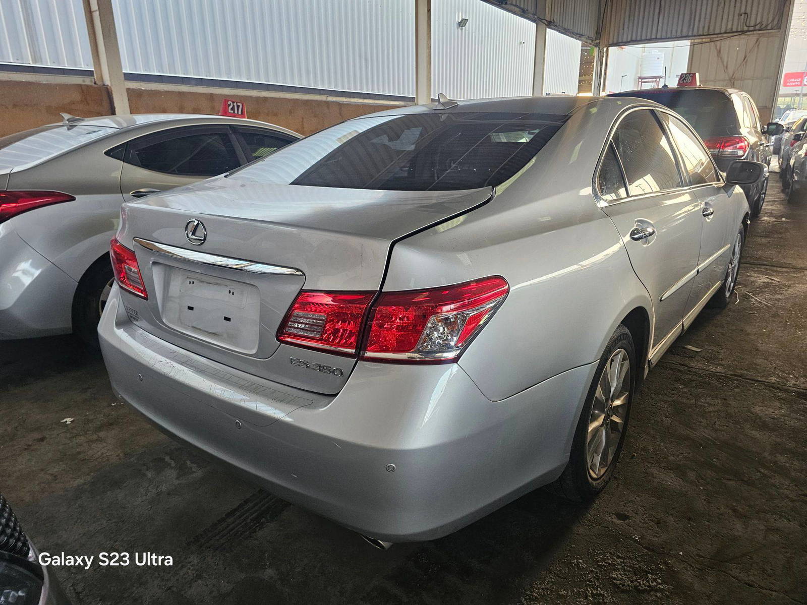 2012 LEXUS ES 350 — 197393 Miles — Lot 510001 — Main - Marhaba Auctions Used Cars - Image 5