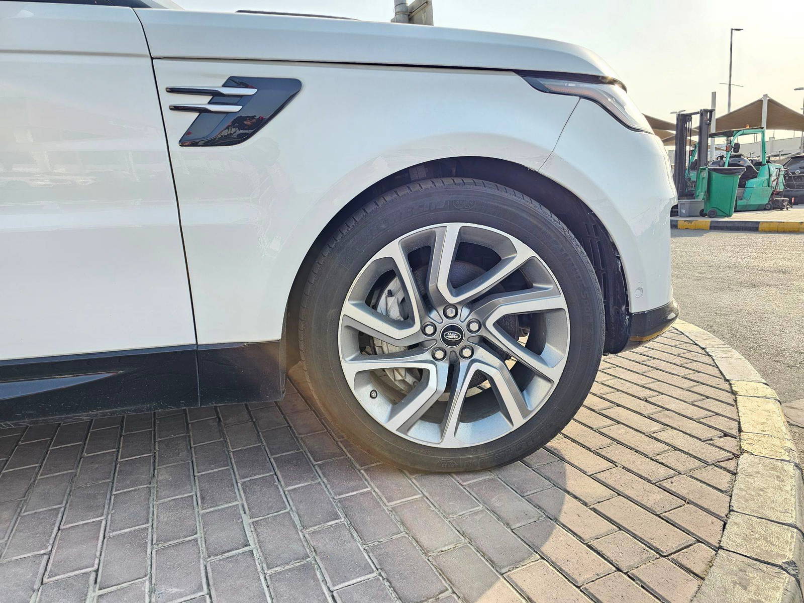 LAND ROVER RANGE ROVER SPORT 2019 - Marhaba Auction Used Cars - Image 12