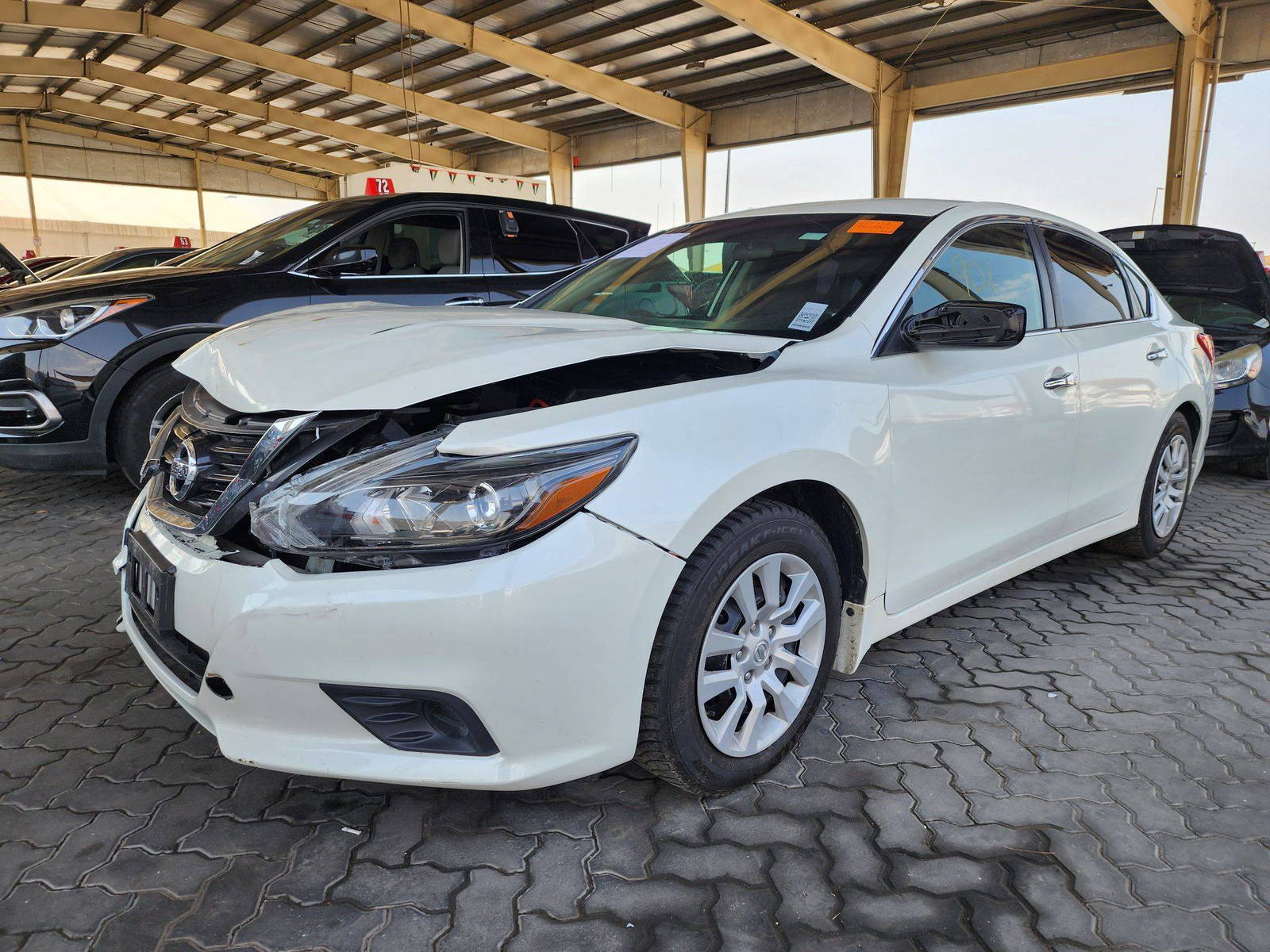 2017 NISSAN ALTIMA — Lot 94901 — Souq - Marhaba Auctions Used Cars - Image 5