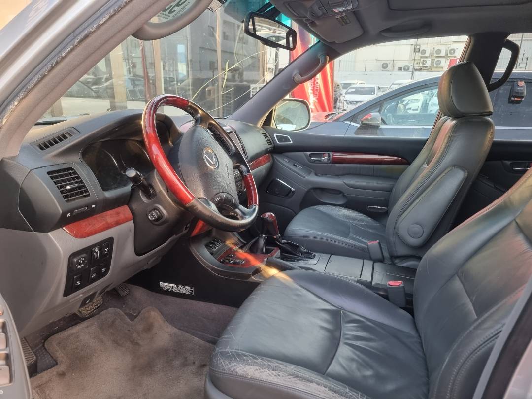 2008 LEXUS GX 470 — 205644 Miles — Lot 166586 — Ind. 12 - Marhaba Auctions Used Cars - Image 5