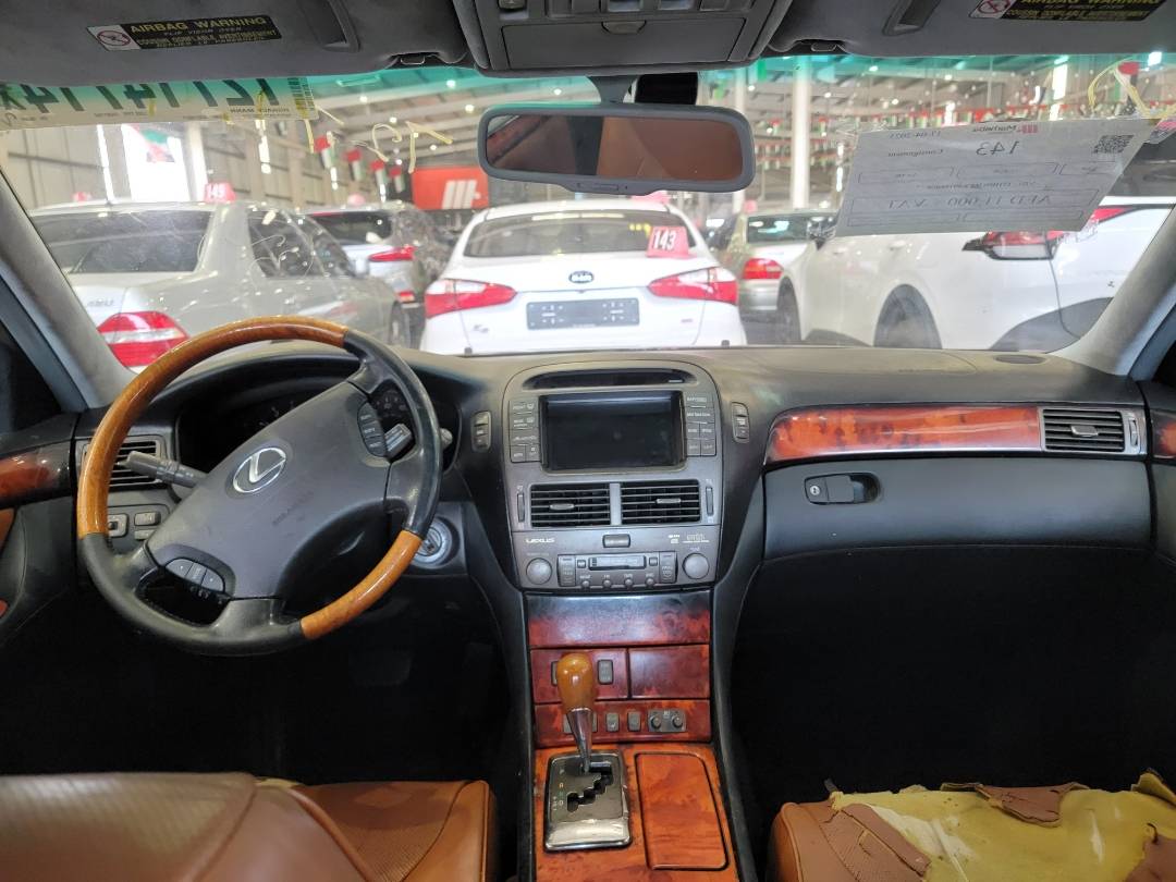 2004 LEXUS LS 430 — 269983 Miles — Lot X40166408 — Main - Marhaba Auctions Used Cars - Image 8