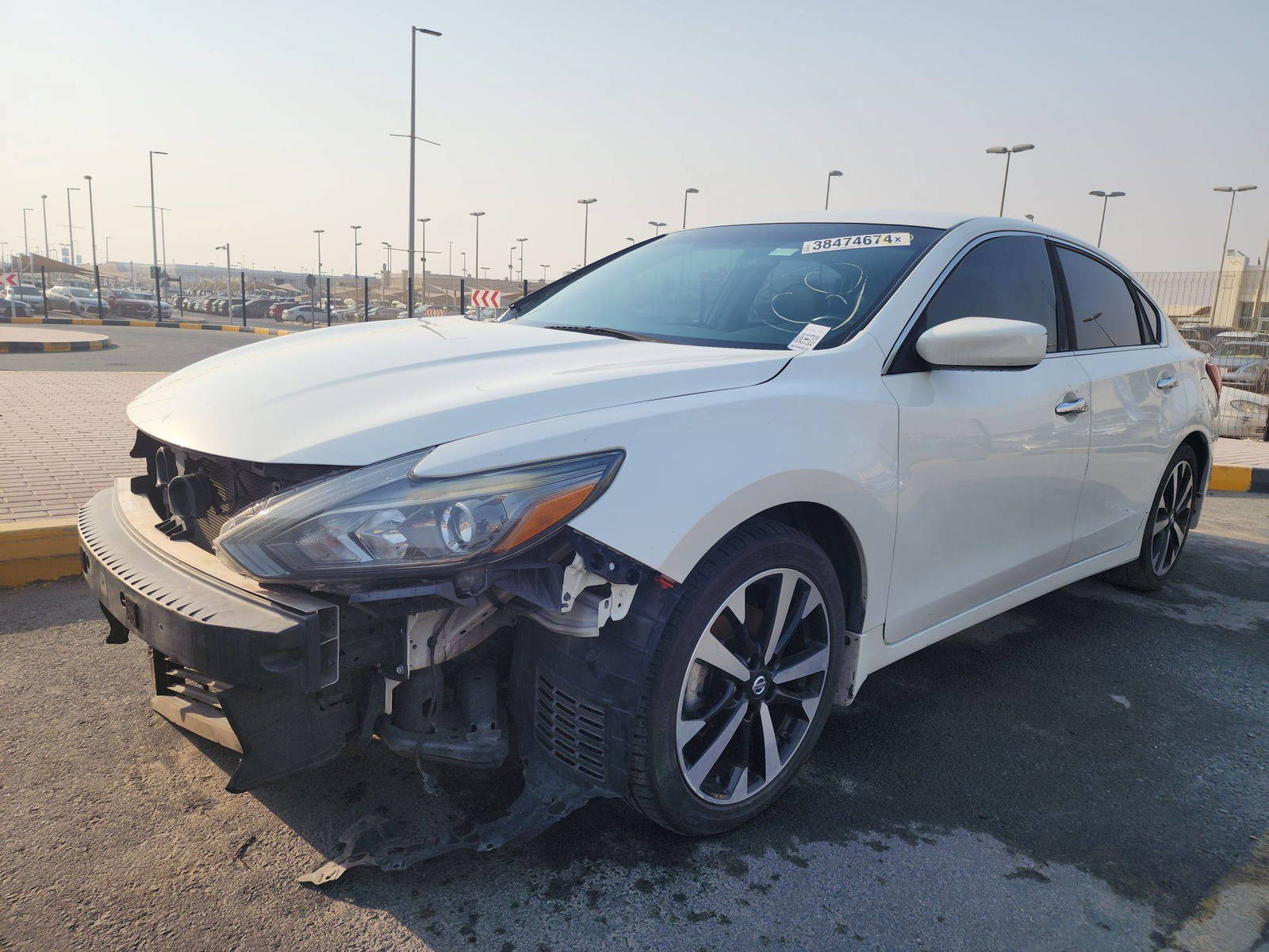 2018 NISSAN ALTIMA — 137623 Miles — Lot 96688 — Souq - Marhaba Auctions Used Cars - Image 8
