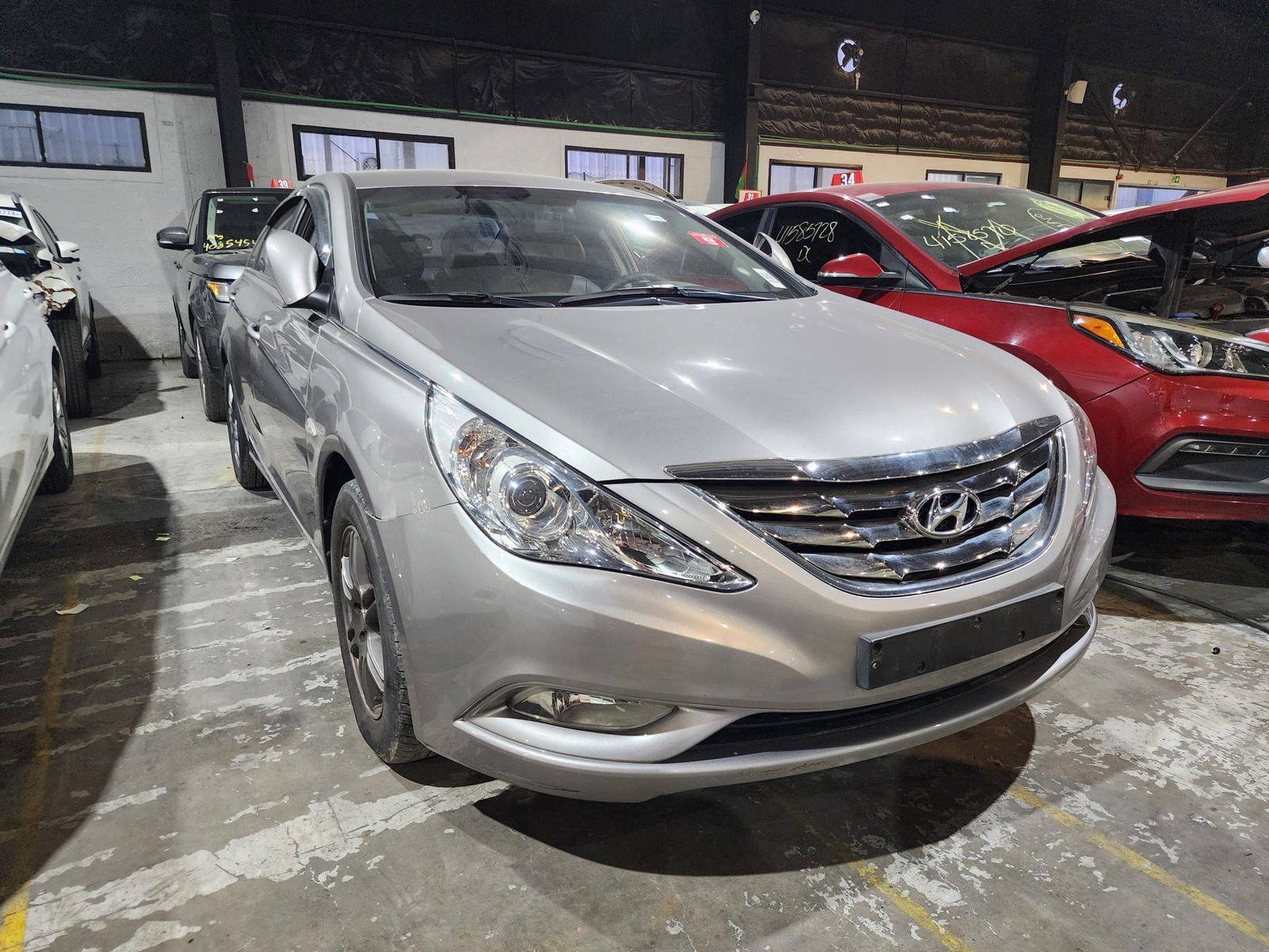 2011 HYUNDAI SONATA — 103141 KM — Lot 220253 — Al Quoz - Marhaba Auctions Used Cars - Image 5