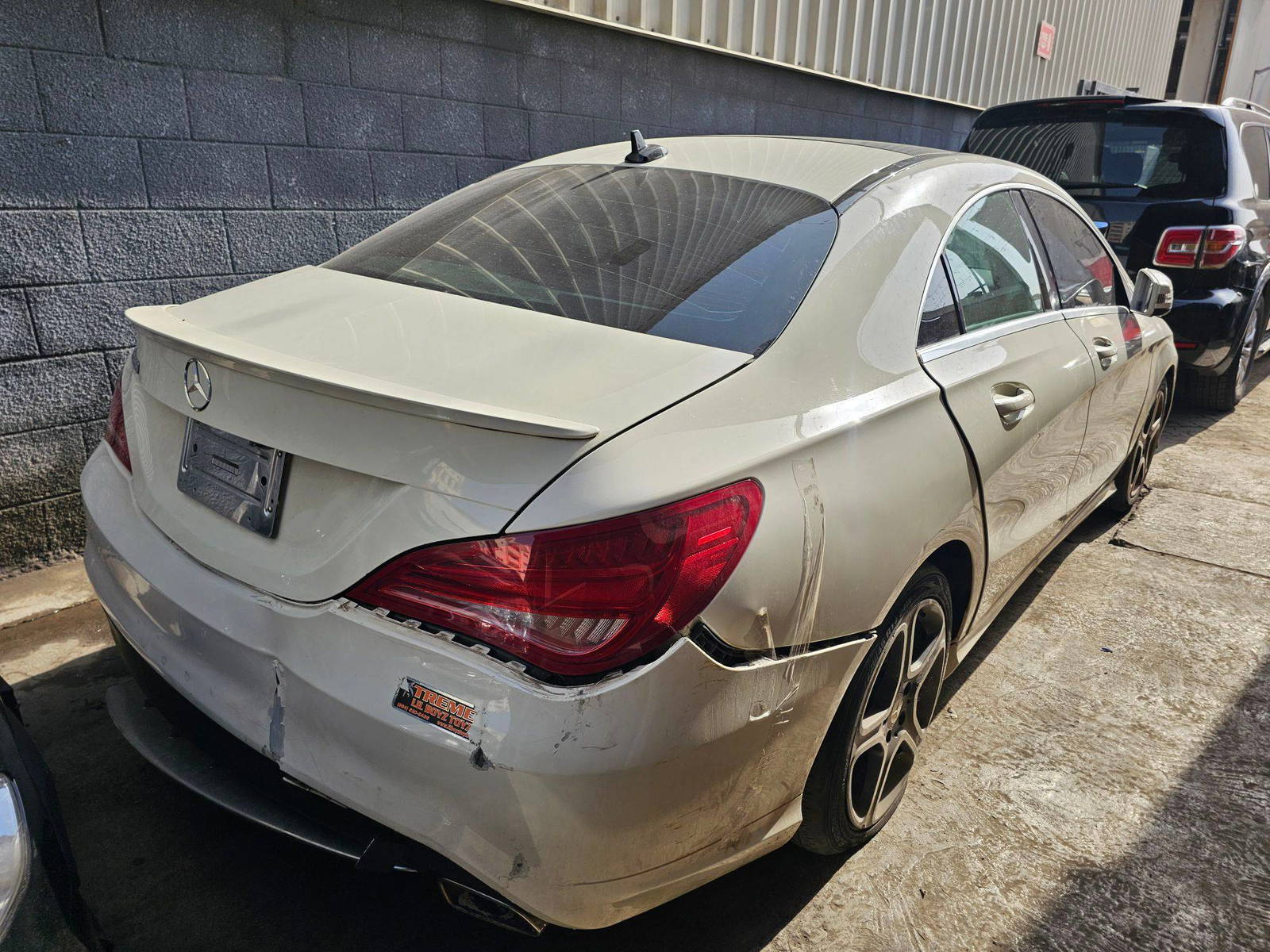 2014 MERCEDES BENZ CLA 250 — 127765 Miles — Lot EN160273 — Main - Marhaba Auctions Used Cars - Image 5