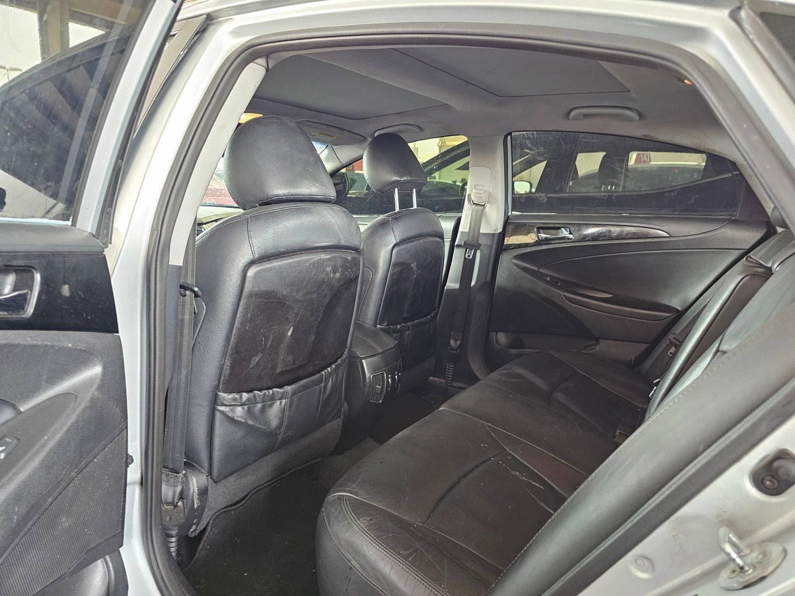 2013 HYUNDAI SONATA — 214153 Miles — Lot 3DH780492 — Souq - Marhaba Auctions Used Cars - Image 6