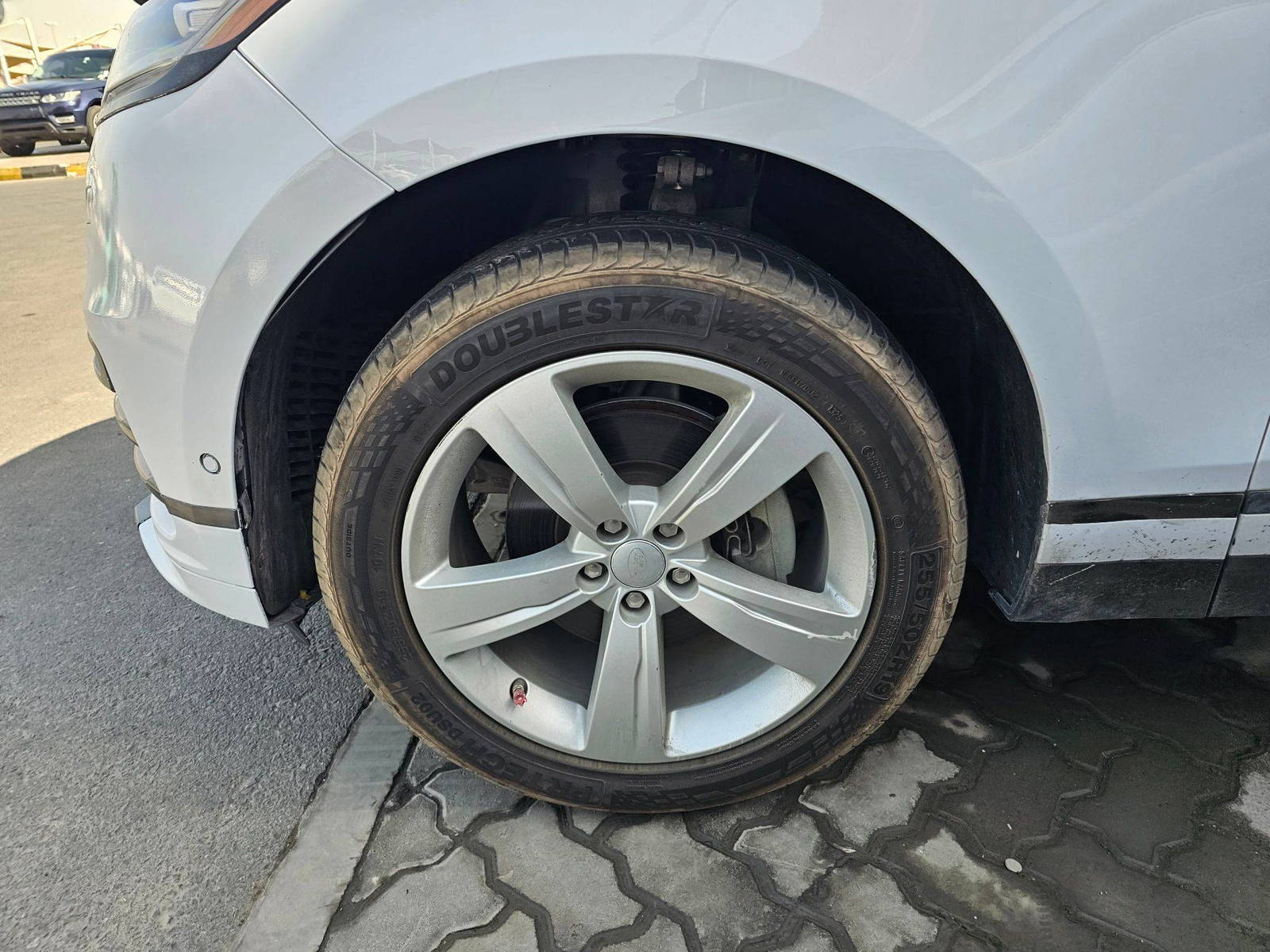 LAND ROVER RANGE ROVER VELAR 2020 - Marhaba Auction Used Cars - Image 11