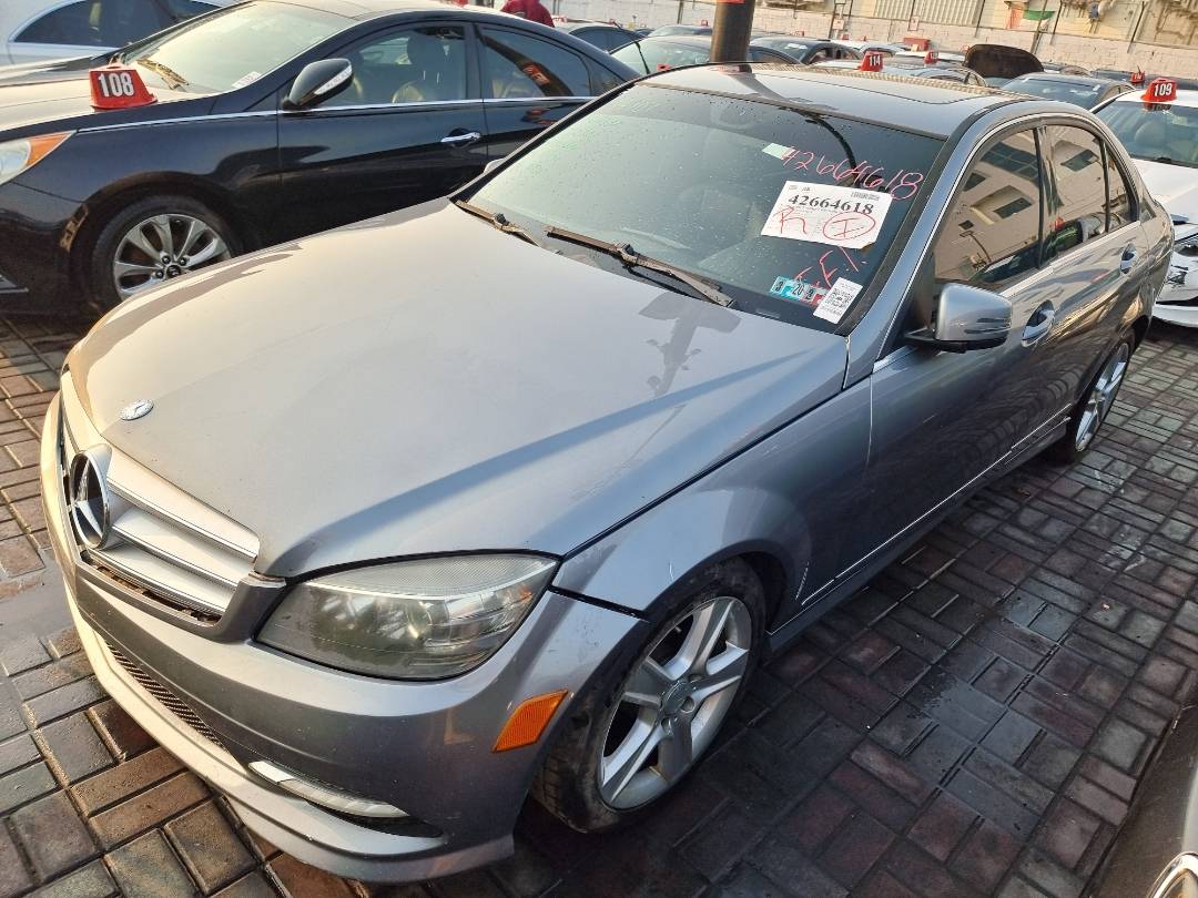 MERCEDES BENZ C300 2011 - Marhaba Auction Used Cars - Image 3