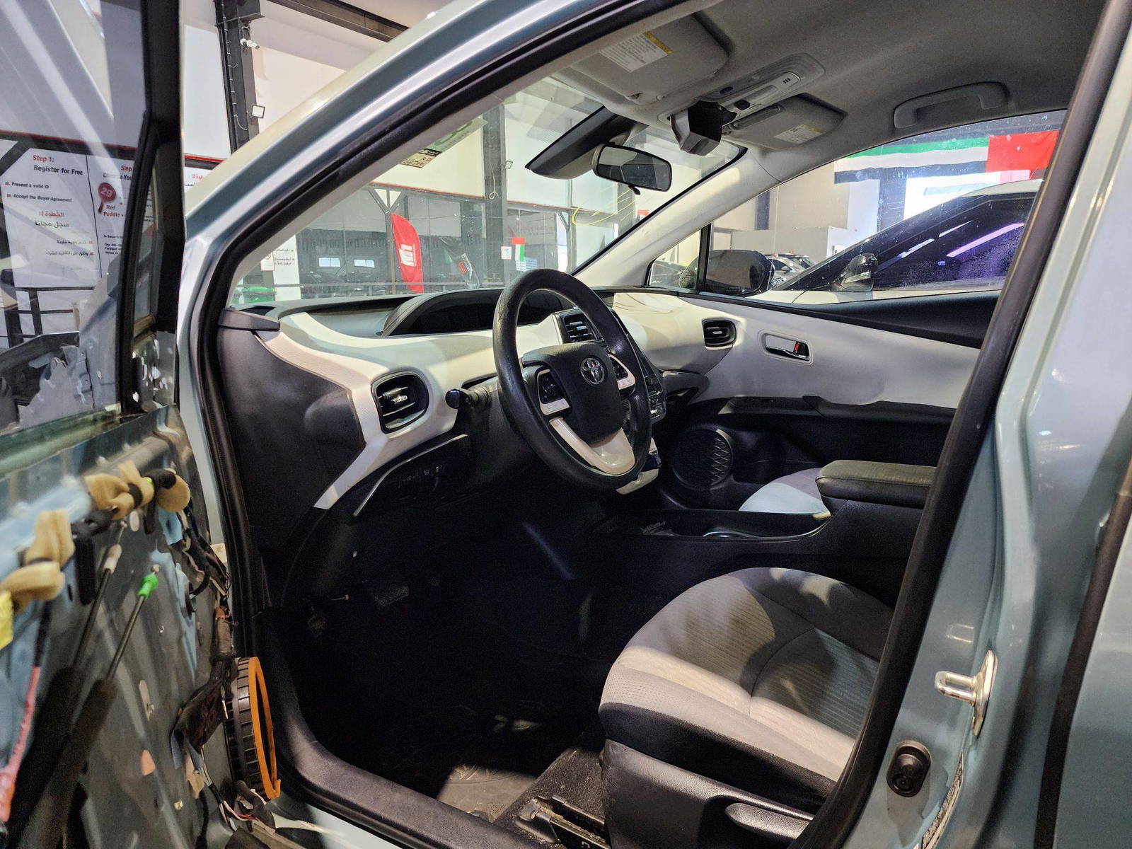 2017 TOYOTA PRIUS — 168700 Miles — Lot 85313044 — Main - Marhaba Auctions Used Cars - Image 9