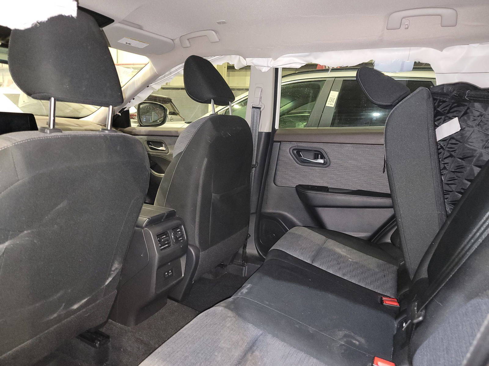 NISSAN ROGUE 2023 - Marhaba Auction Used Cars - Image 7