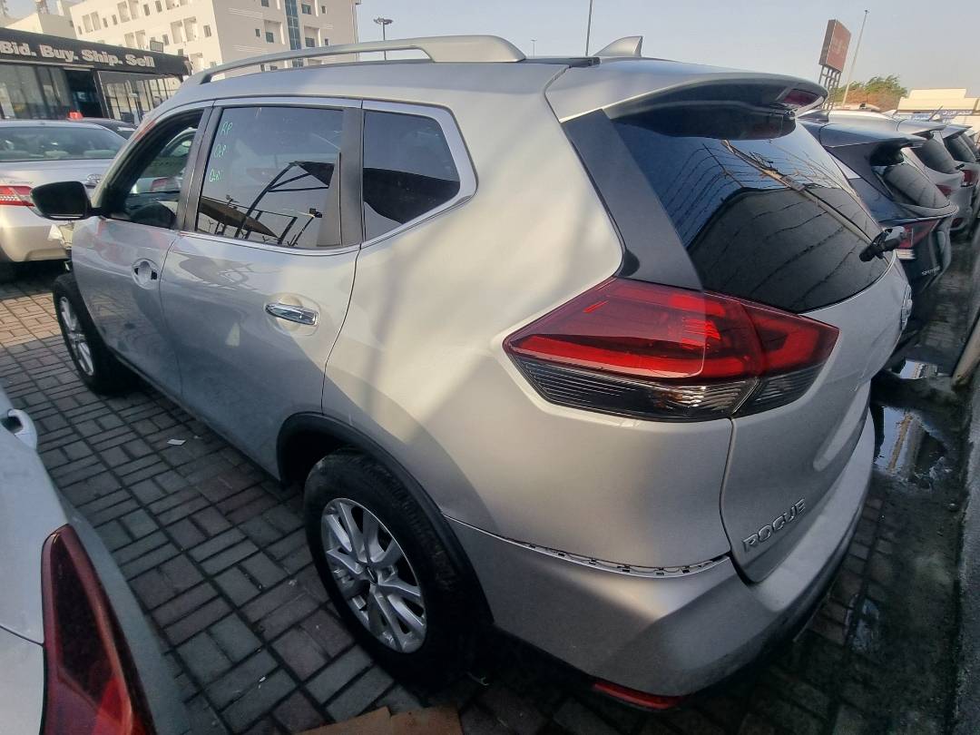 NISSAN ROGUE 2018 - Marhaba Auction Used Cars - Image 5