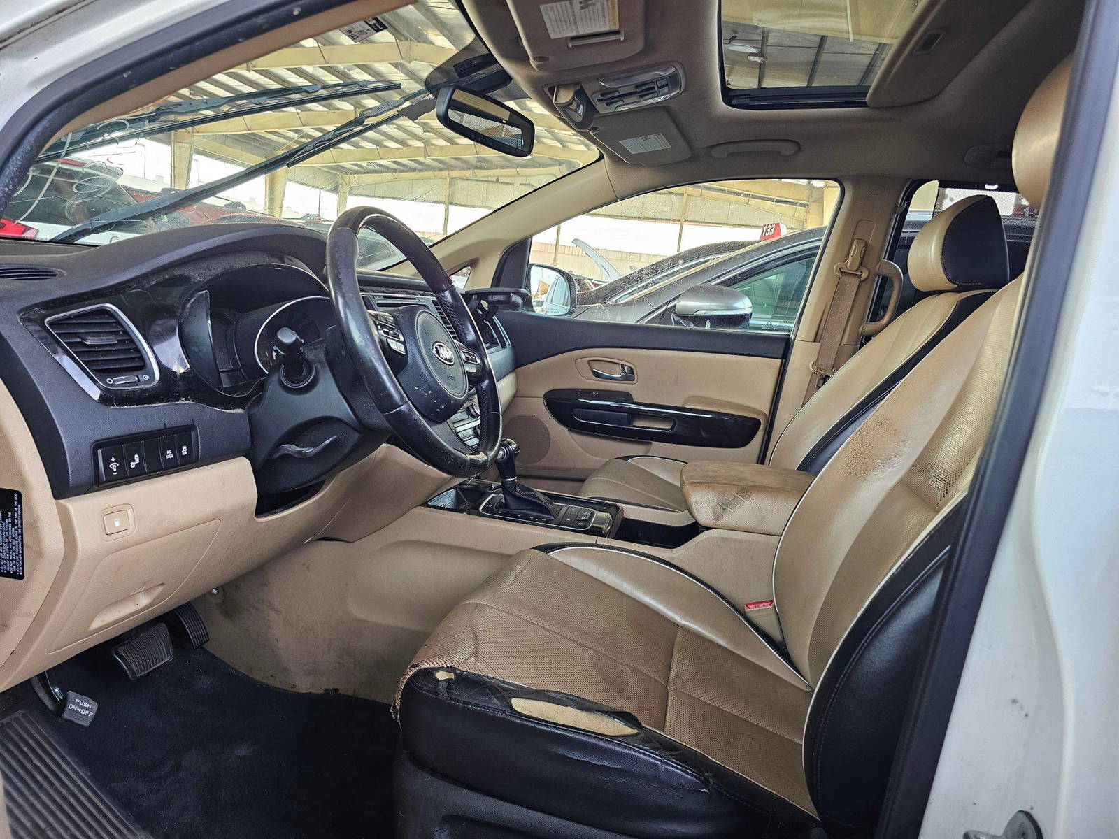 KIA SEDONA 2015 - Marhaba Auction Used Cars - Image 9