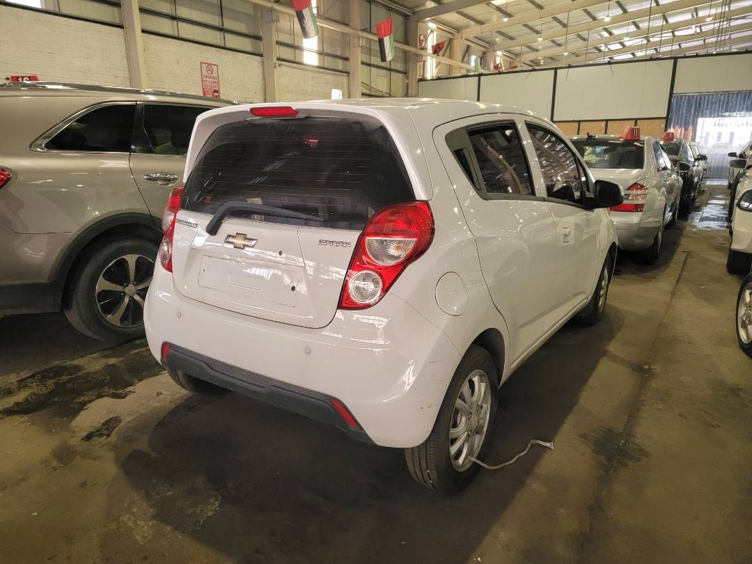 2015 CHEVROLET SPARK — 140928 KM — Lot 802823 — Main - Marhaba Auctions Used Cars - Image 3