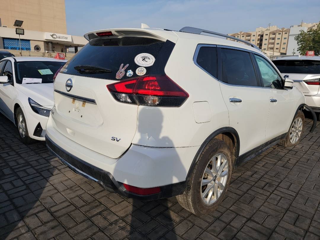 2018 NISSAN ROGUE — 113356 Miles — Lot 40841633 — Main - Marhaba Auctions Used Cars - Image 3