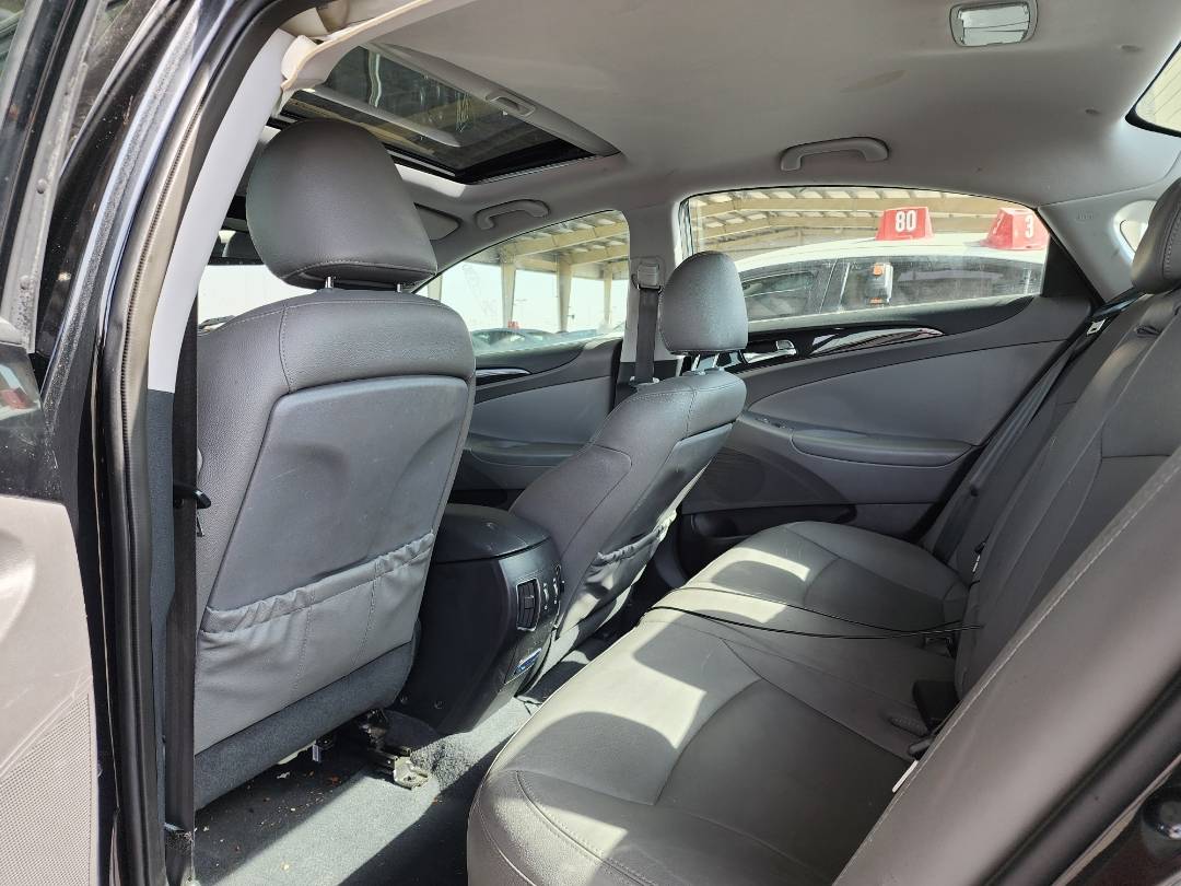 2013 HYUNDAI SONATA — 78653 Miles — Lot 43844634 — Souq - Marhaba Auctions Used Cars - Image 9