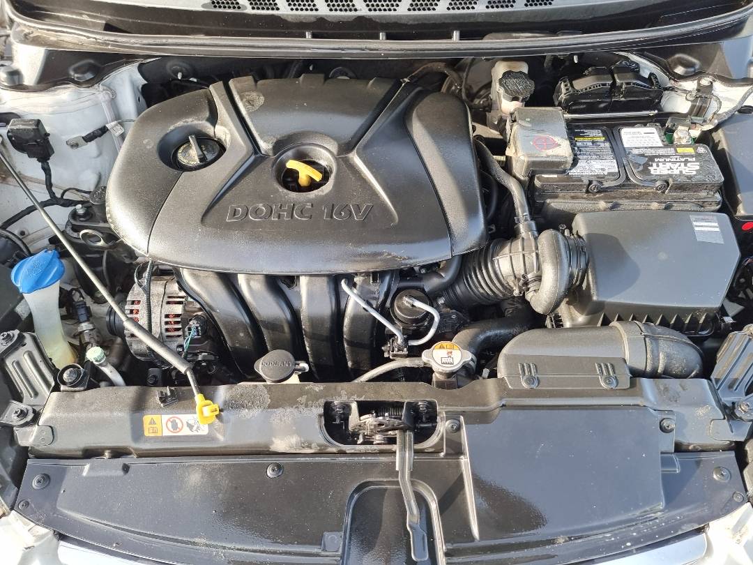 HYUNDAI ELANTRA 2016 - Marhaba Auction Used Cars - Image 8