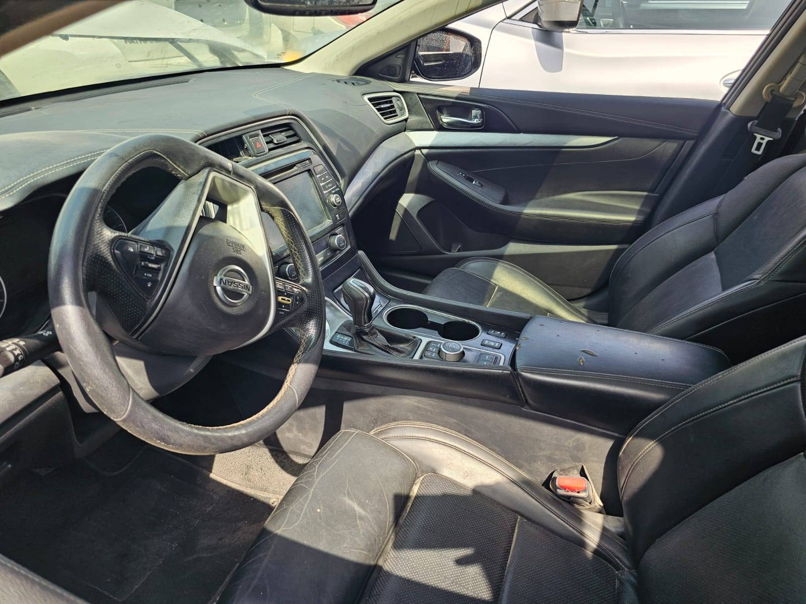 2016 NISSAN MAXIMA — 135762 Miles — Lot C384634 — Main - Marhaba Auctions Used Cars - Image 5